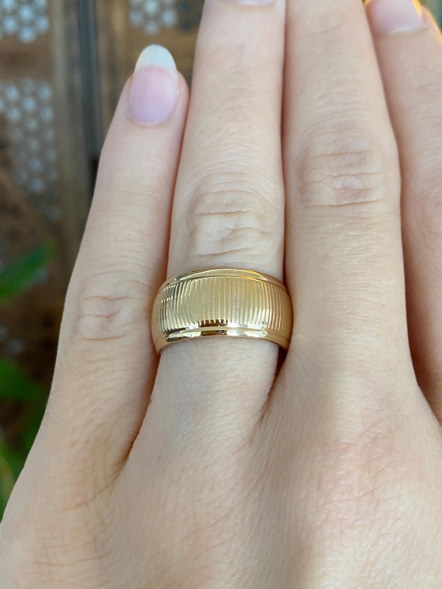 Vintage Solid 14k Yellow Gold Textured Wide Ring Band - Size 6.25