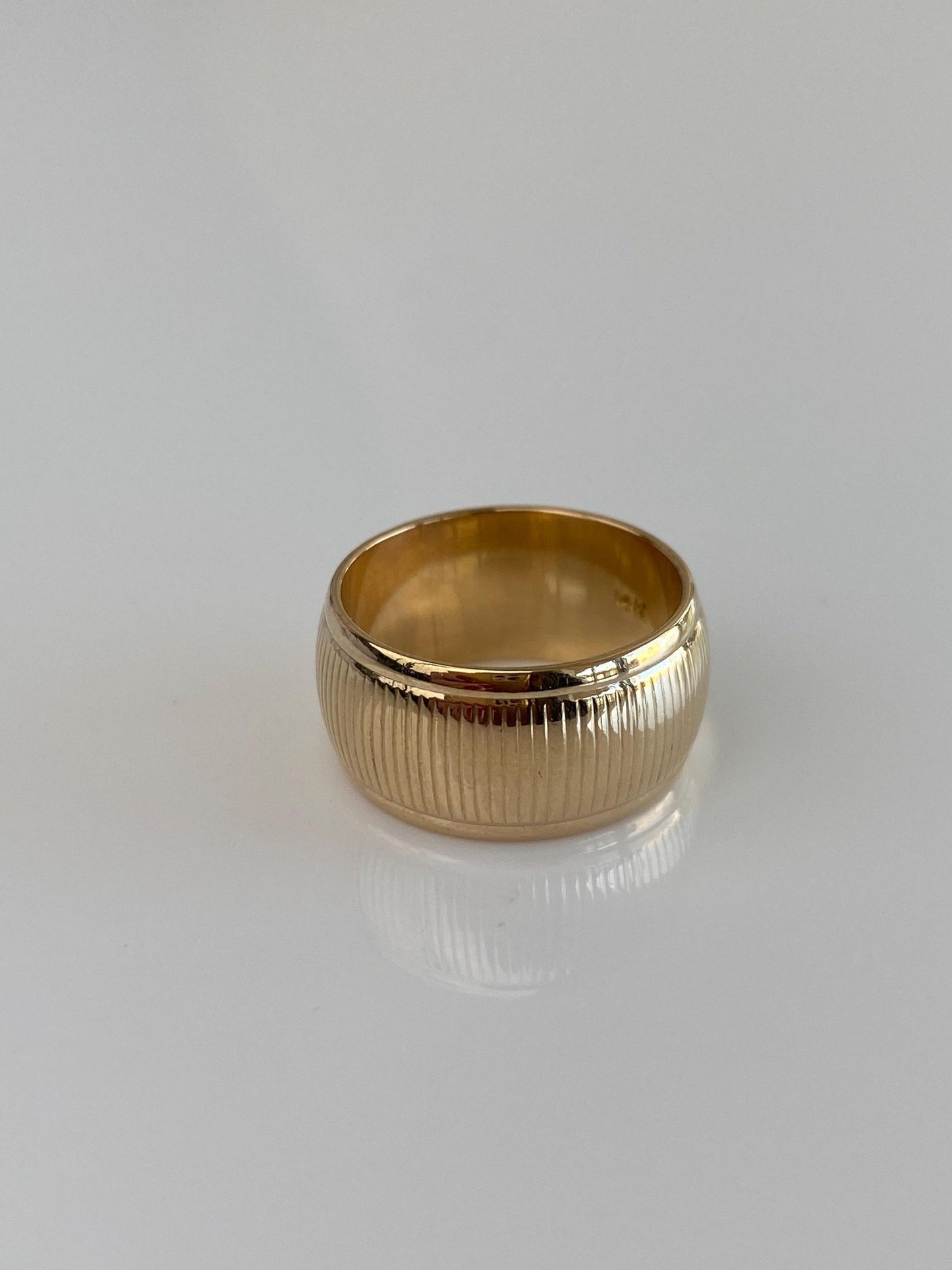 Vintage Solid 14k Yellow Gold Textured Wide Ring Band - Size 6.25