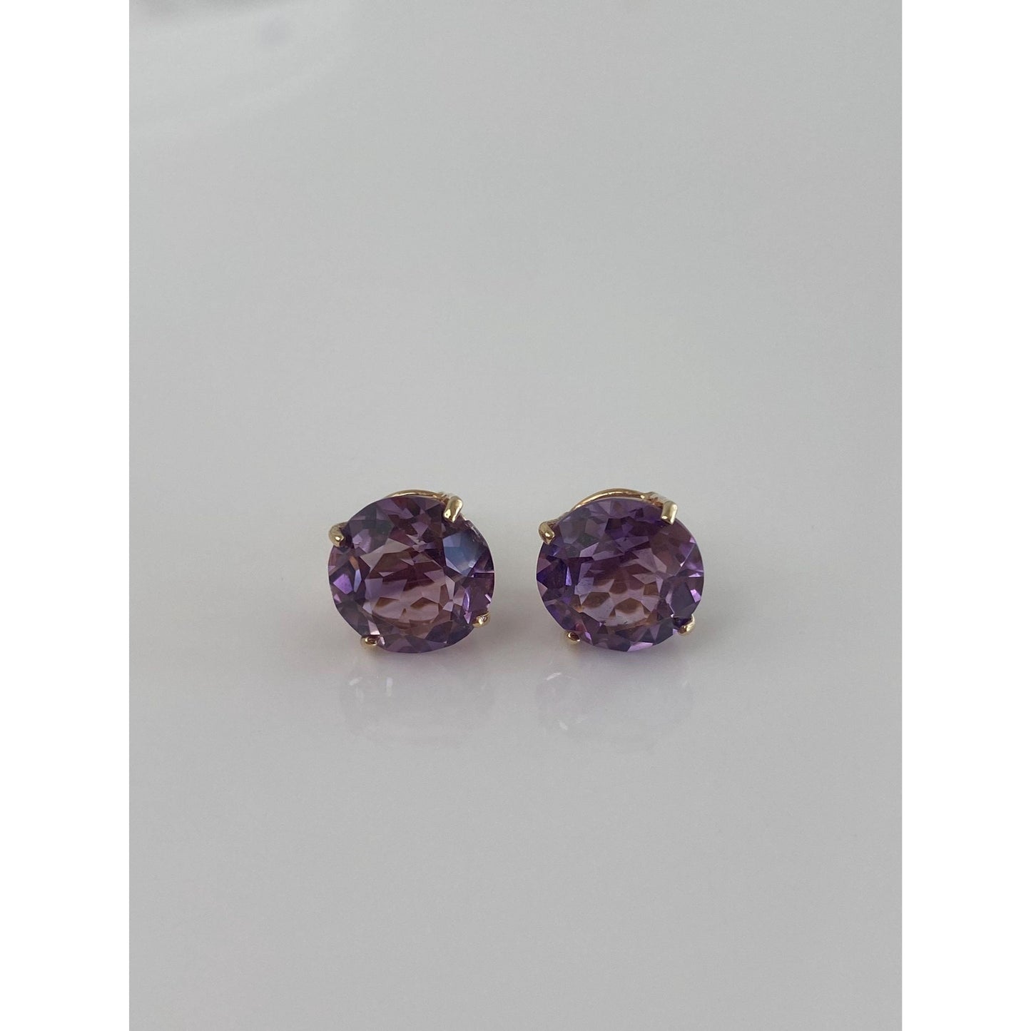 Vintage Solid 14k Yellow Gold Amethyst Stud Earrings