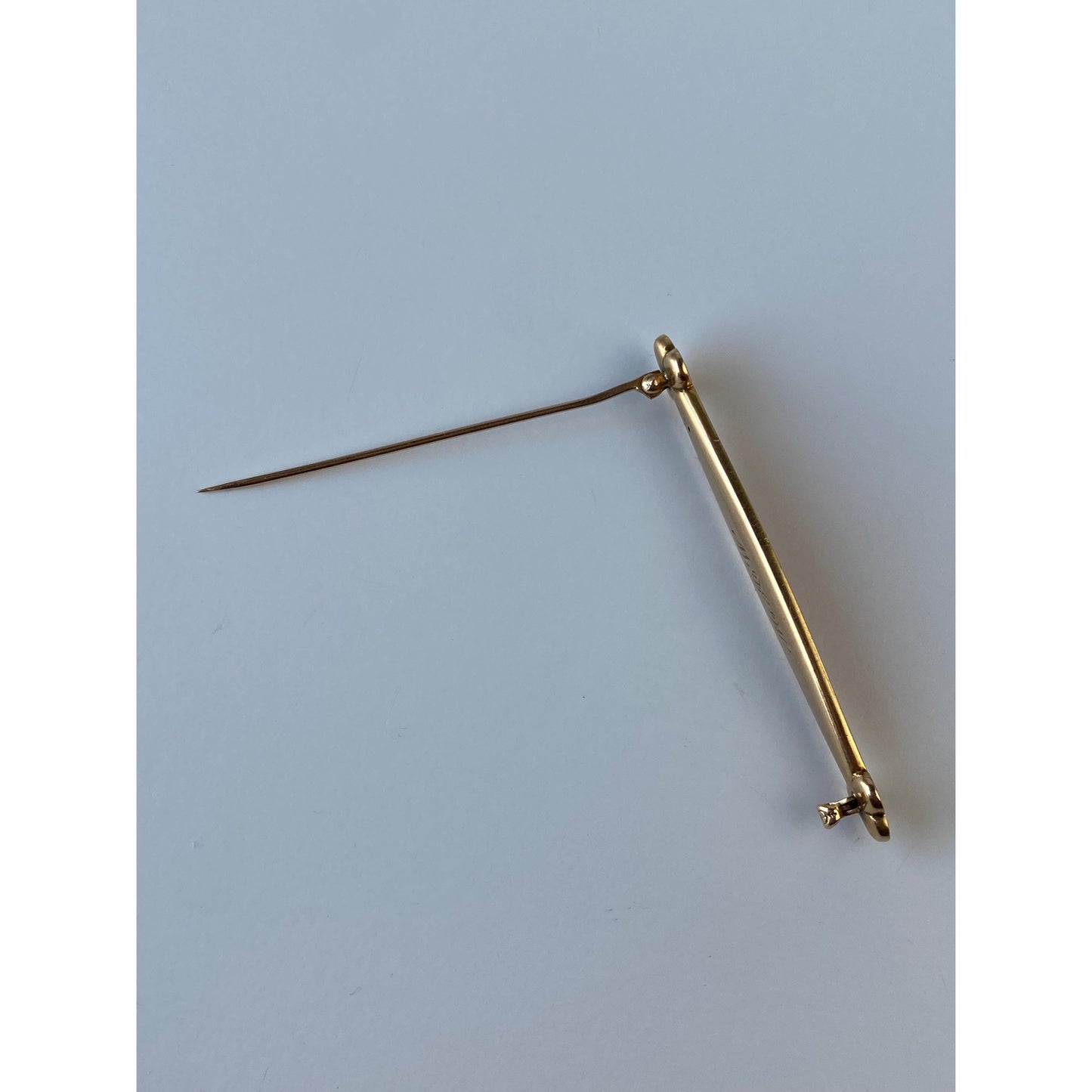 Vintage Solid 14k Yellow Gold Pink White Enamel Pin