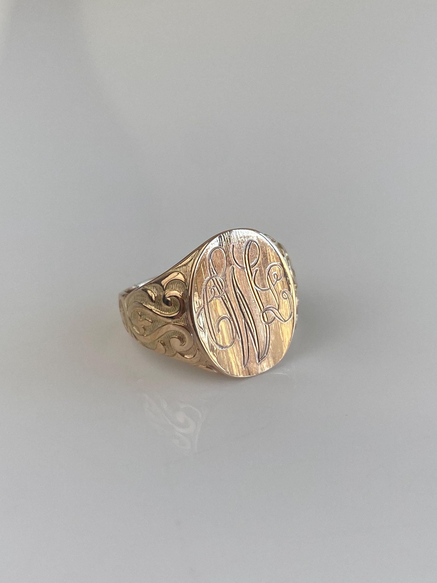 Vintage Solid 10k Rosey Gold Monogram Signet Ring - Size 6.75