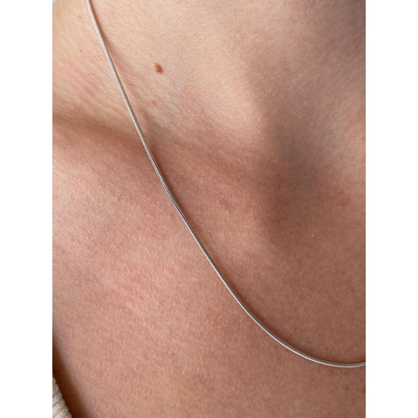 Vintage Solid 14k White Gold Snake Chain Necklace - 18 inches