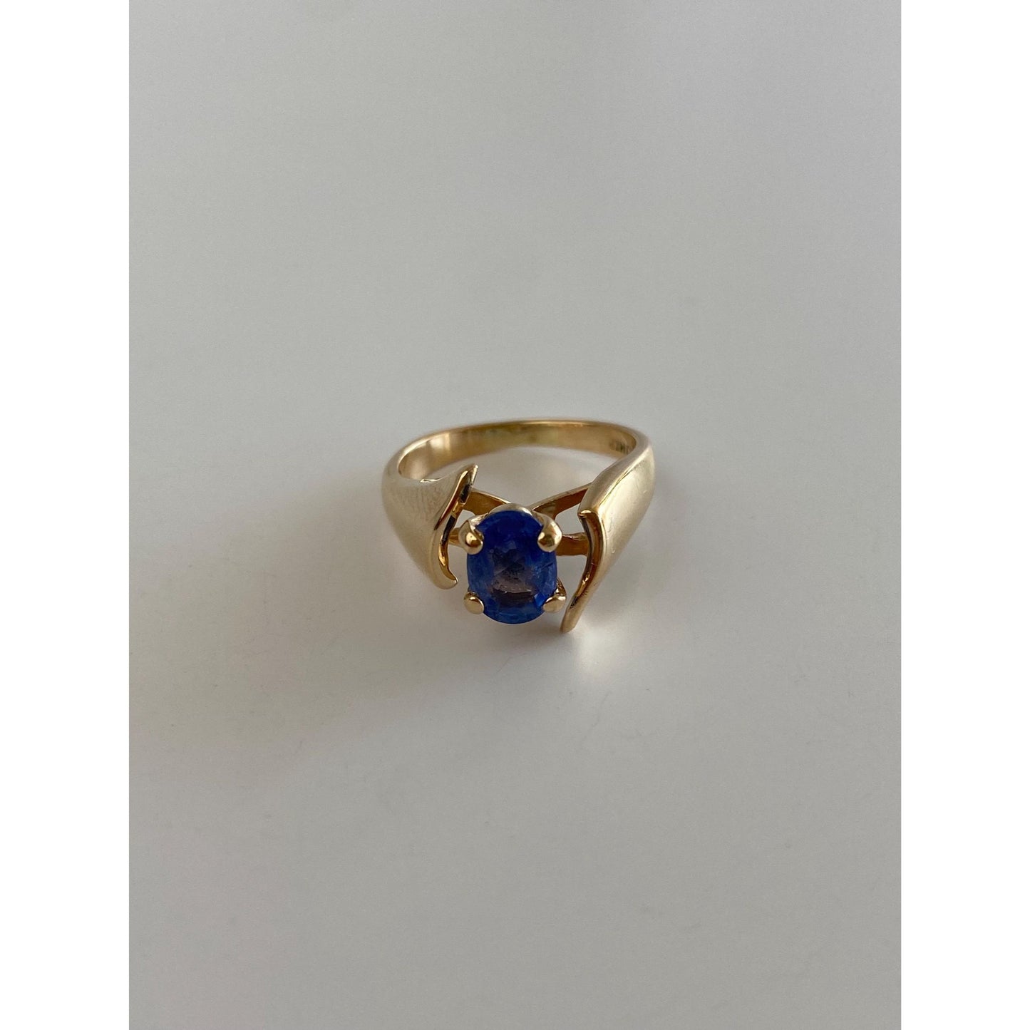 Solid 14k Yellow Gold Light Blue Sapphire Ring - Size 4.5