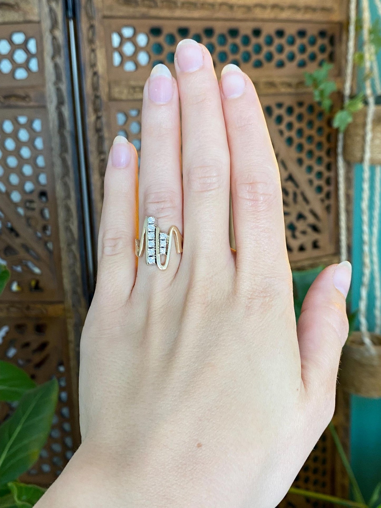 Vintage Solid 14k White & Yellow Gold Diamonds Lifeline Ring - Size 5.25