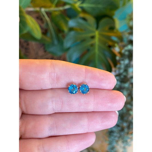 Vintage Solid 14k Yellow Gold Topaz Stud Earrings