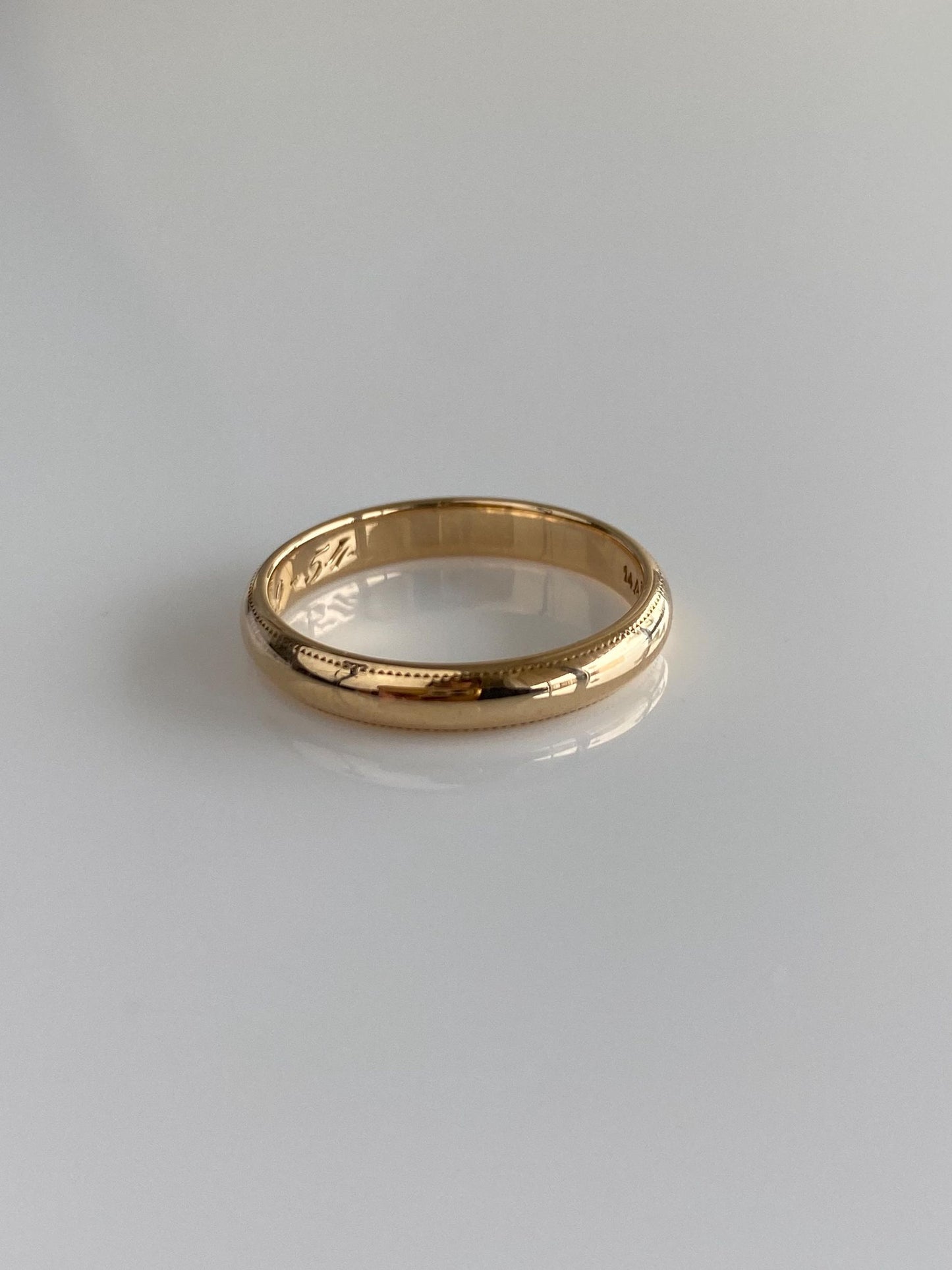 Vintage Solid 14k Yellow Gold Milgrain Ring Band - Size 6.5