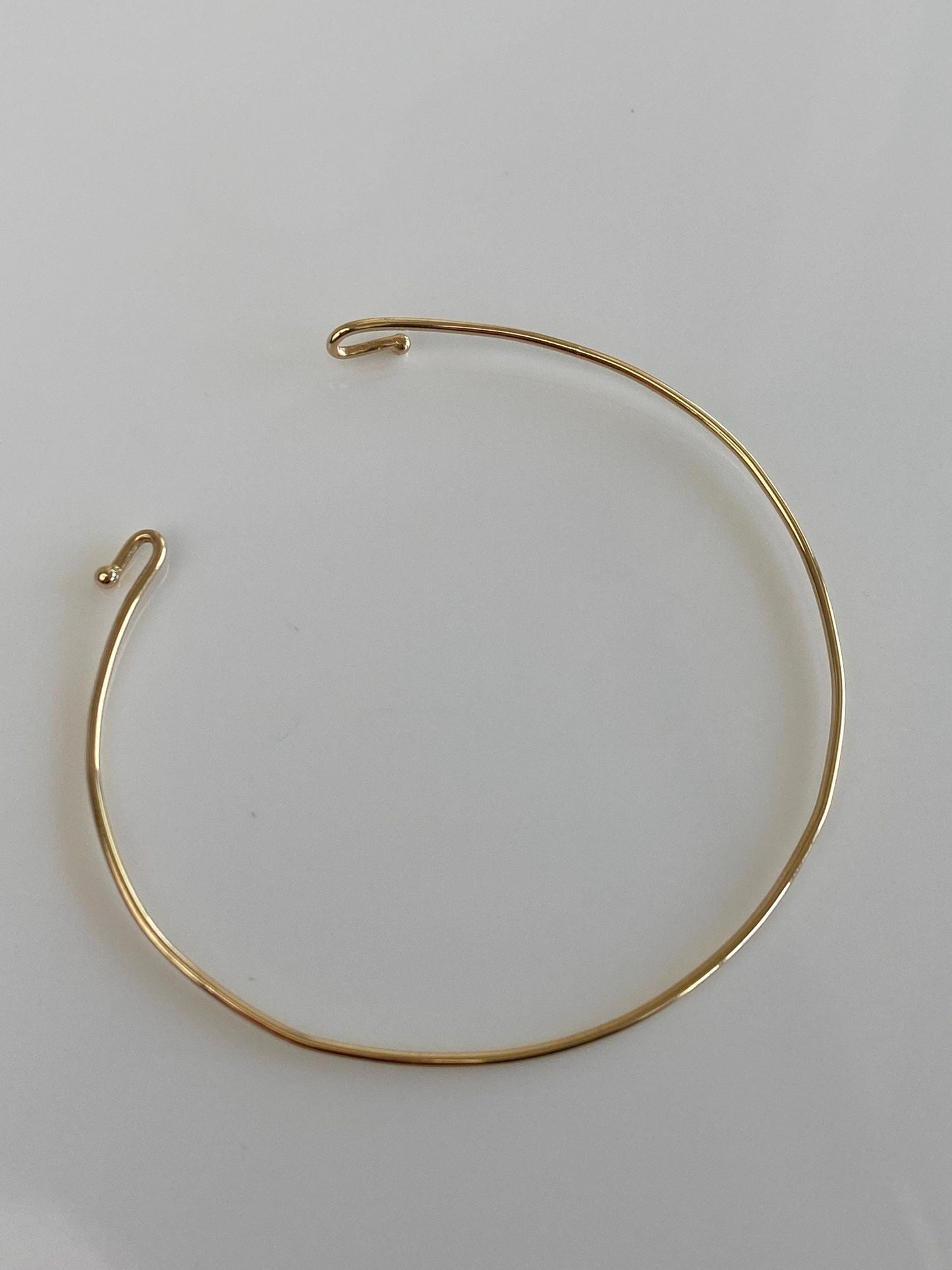 Vintage Solid 14k Yellow Gold Thin Wire Bangle Bracelet