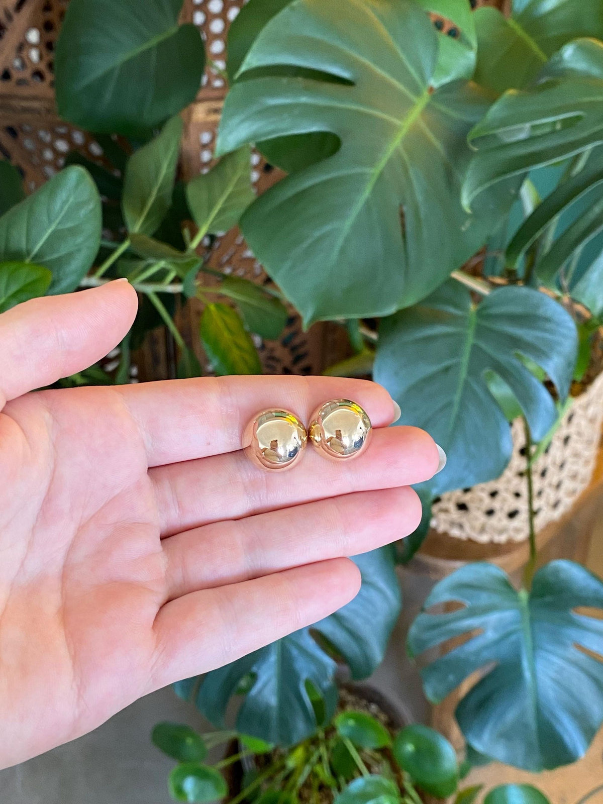 Vintage 14k Yellow Gold Domed Stud Earrings
