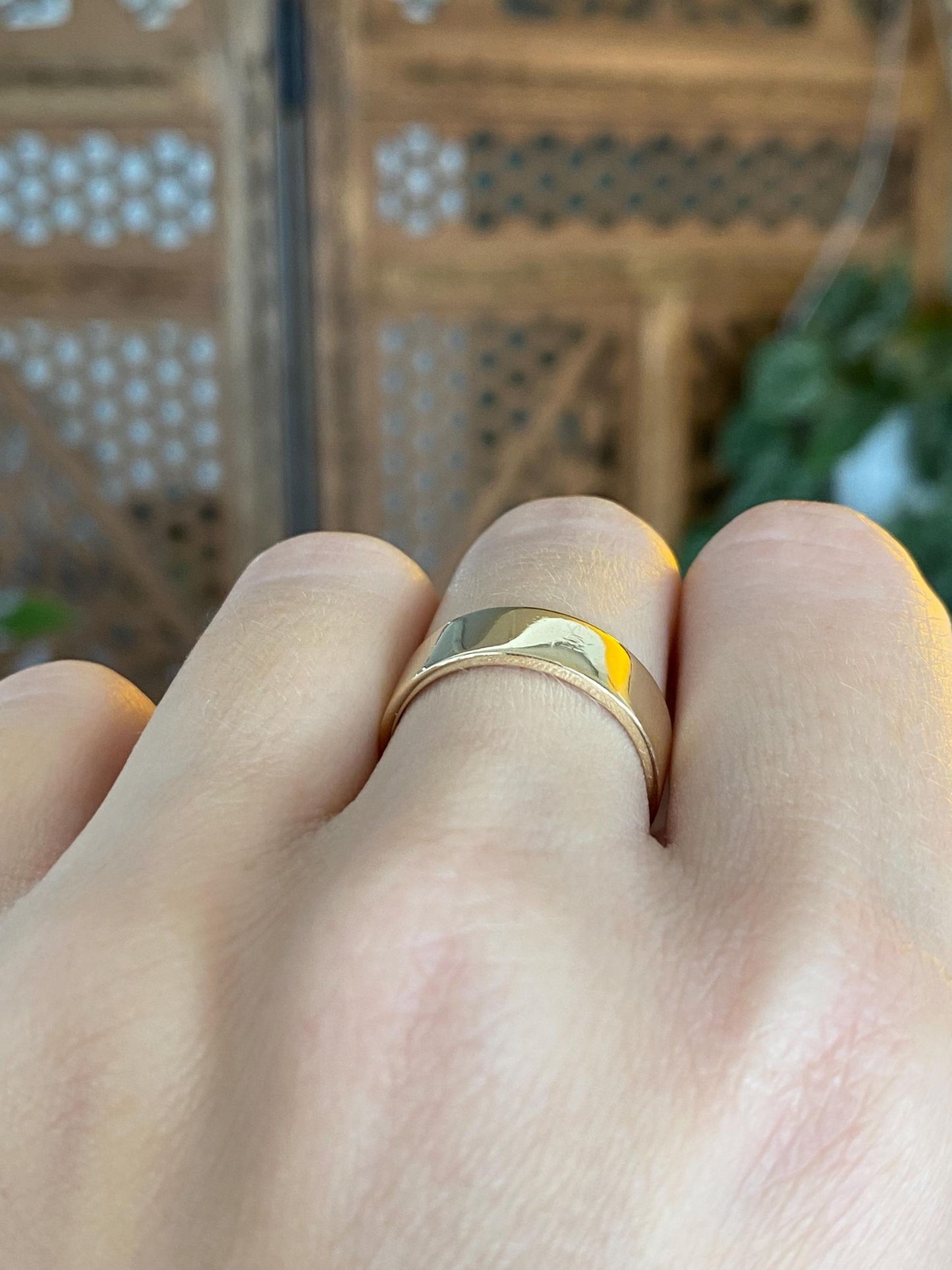 Vintage Solid 14k Yellow Gold Straight Edge Ring Band - Size 6.75