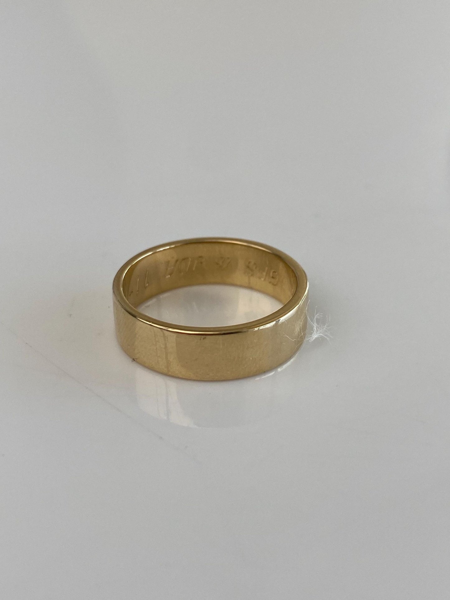 Vintage Solid 14k Yellow Gold Straight Edge Ring Band - Size 6.75