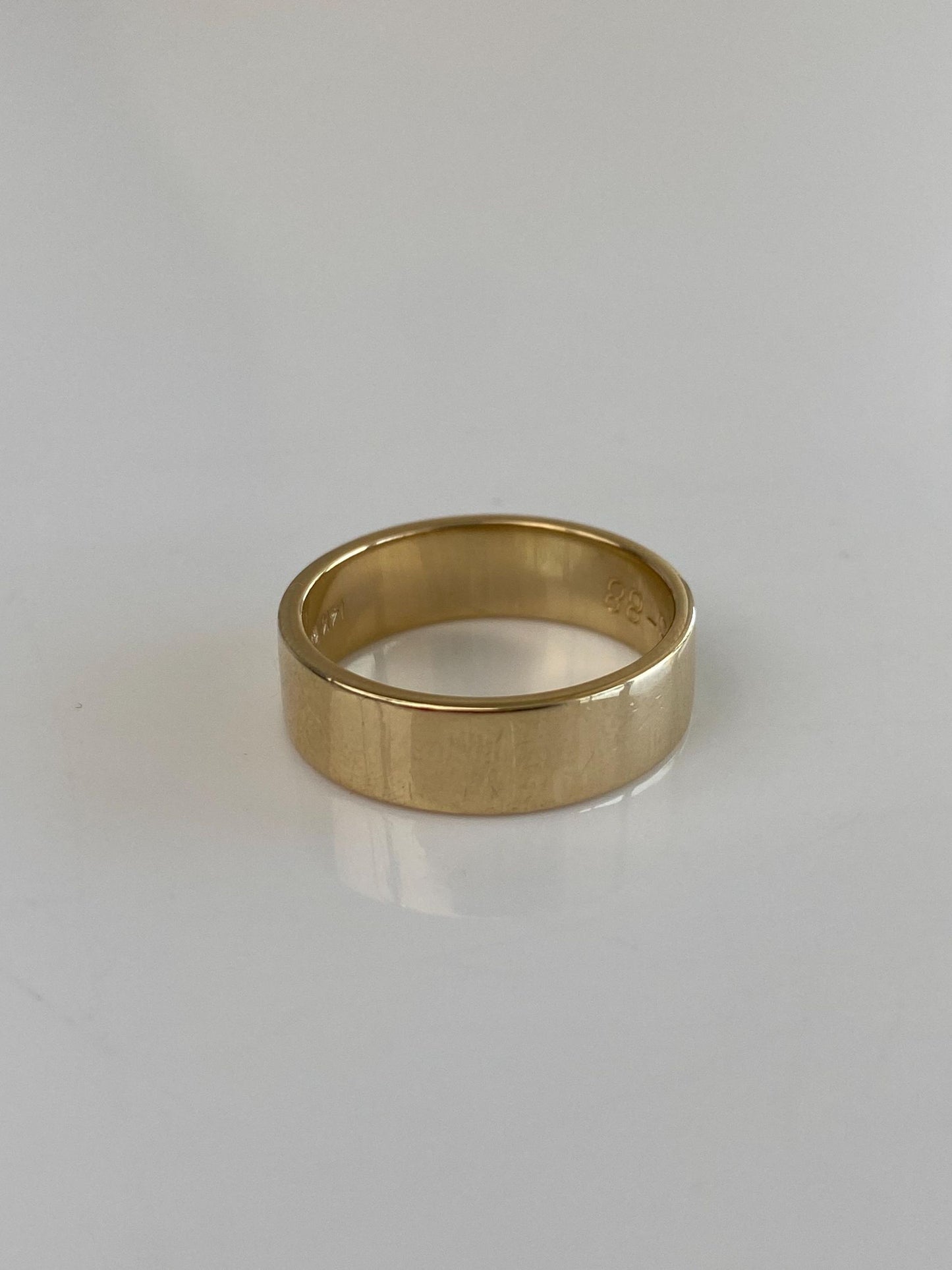 Vintage Solid 14k Yellow Gold Straight Edge Ring Band - Size 6.75