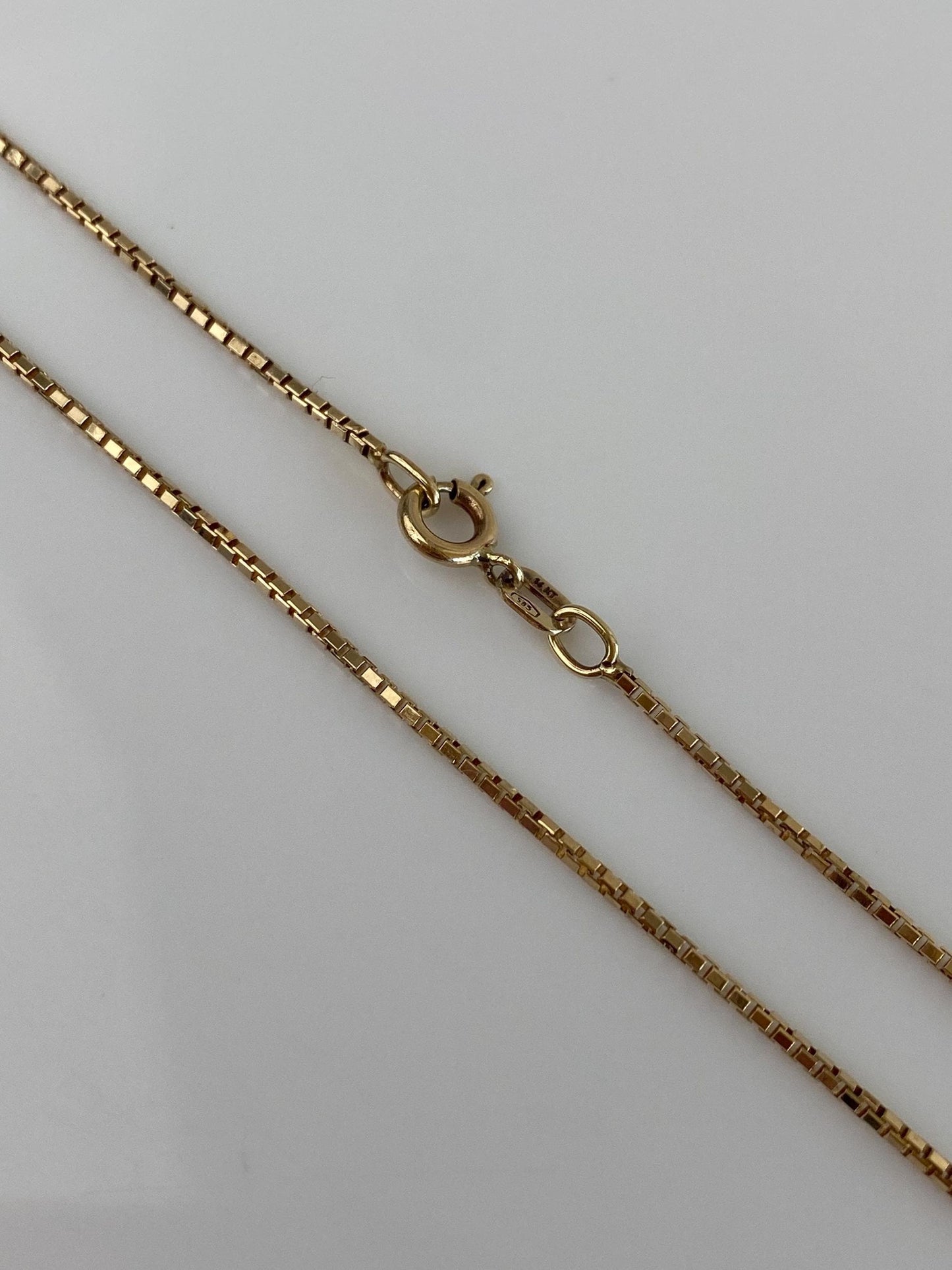 Vintage Solid 14k Yellow Gold Box Chain Necklace - 17.75 inches