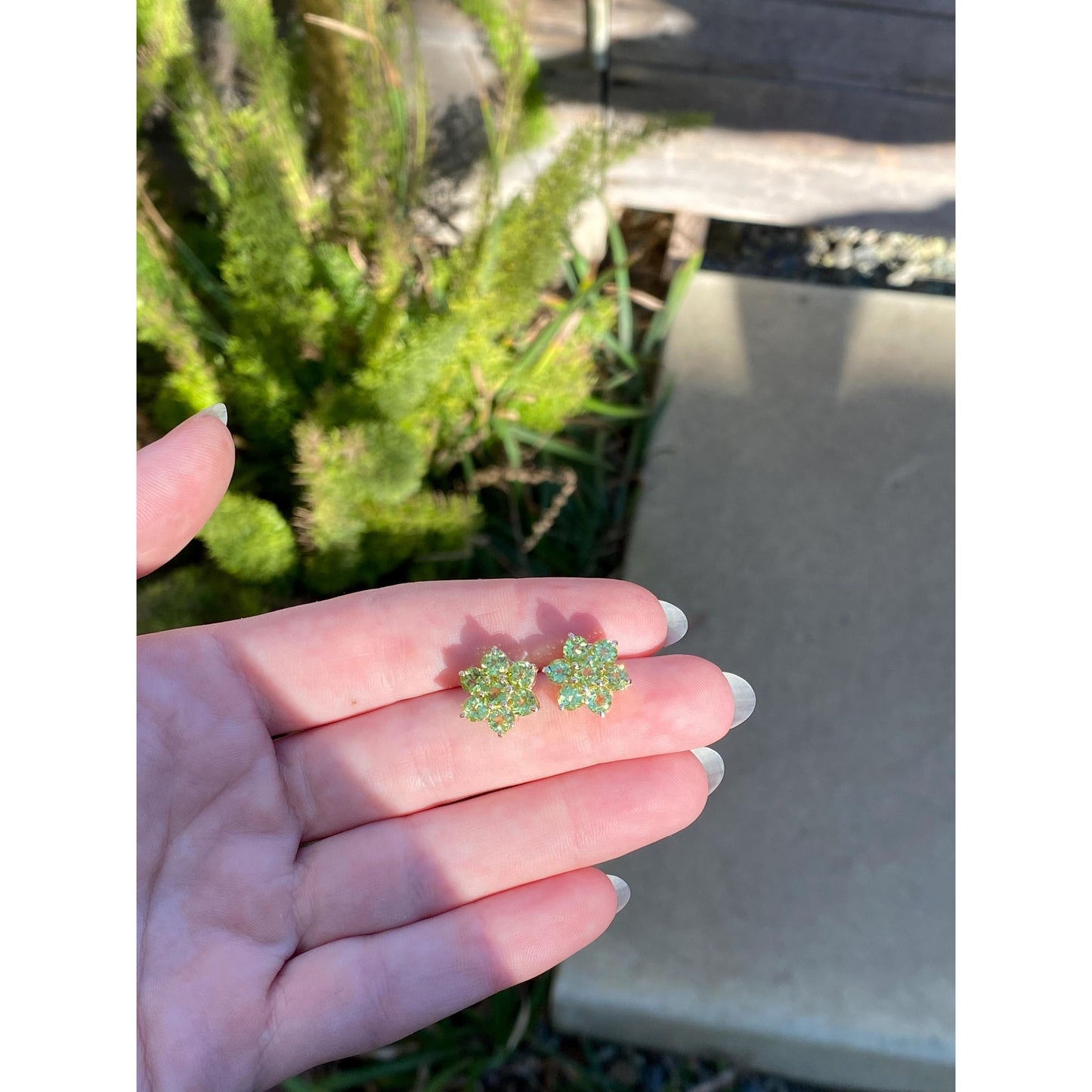 Solid 14k Yellow Gold Peridot Flower Stud Earrings