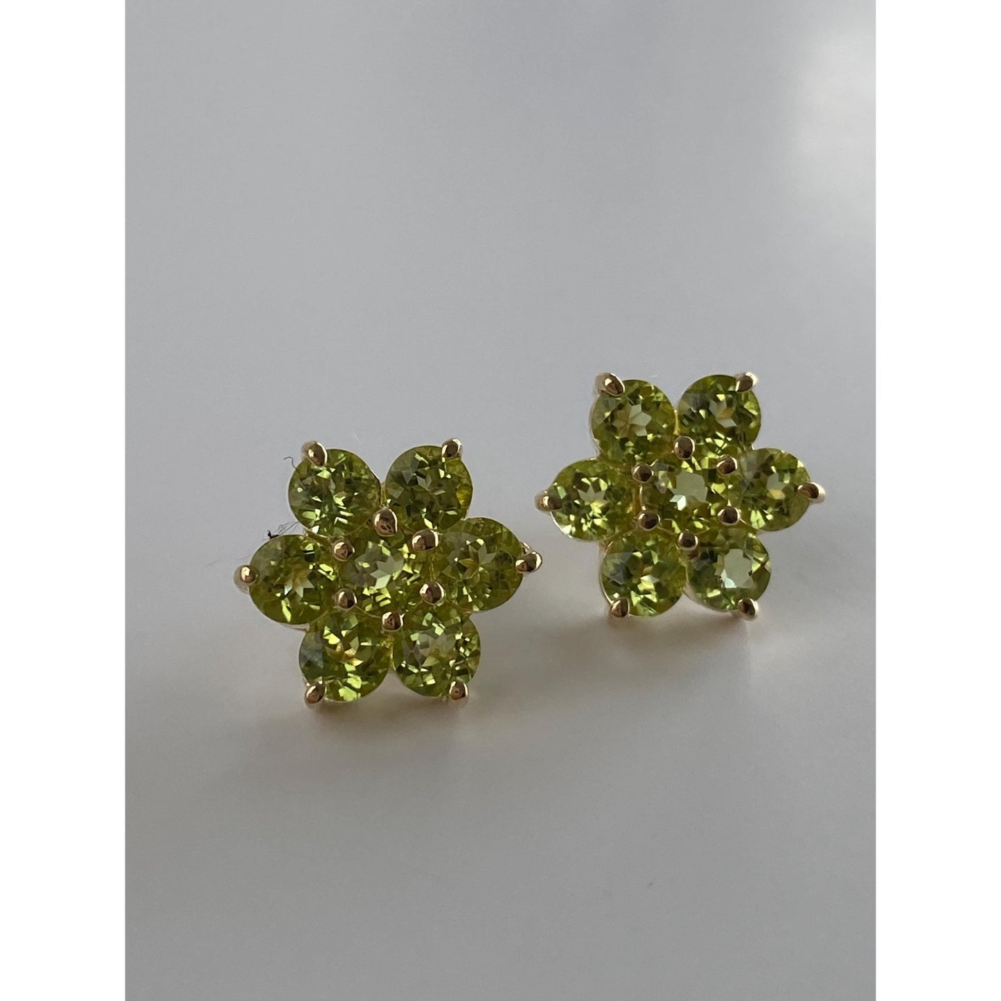 Solid 14k Yellow Gold Peridot Flower Stud Earrings