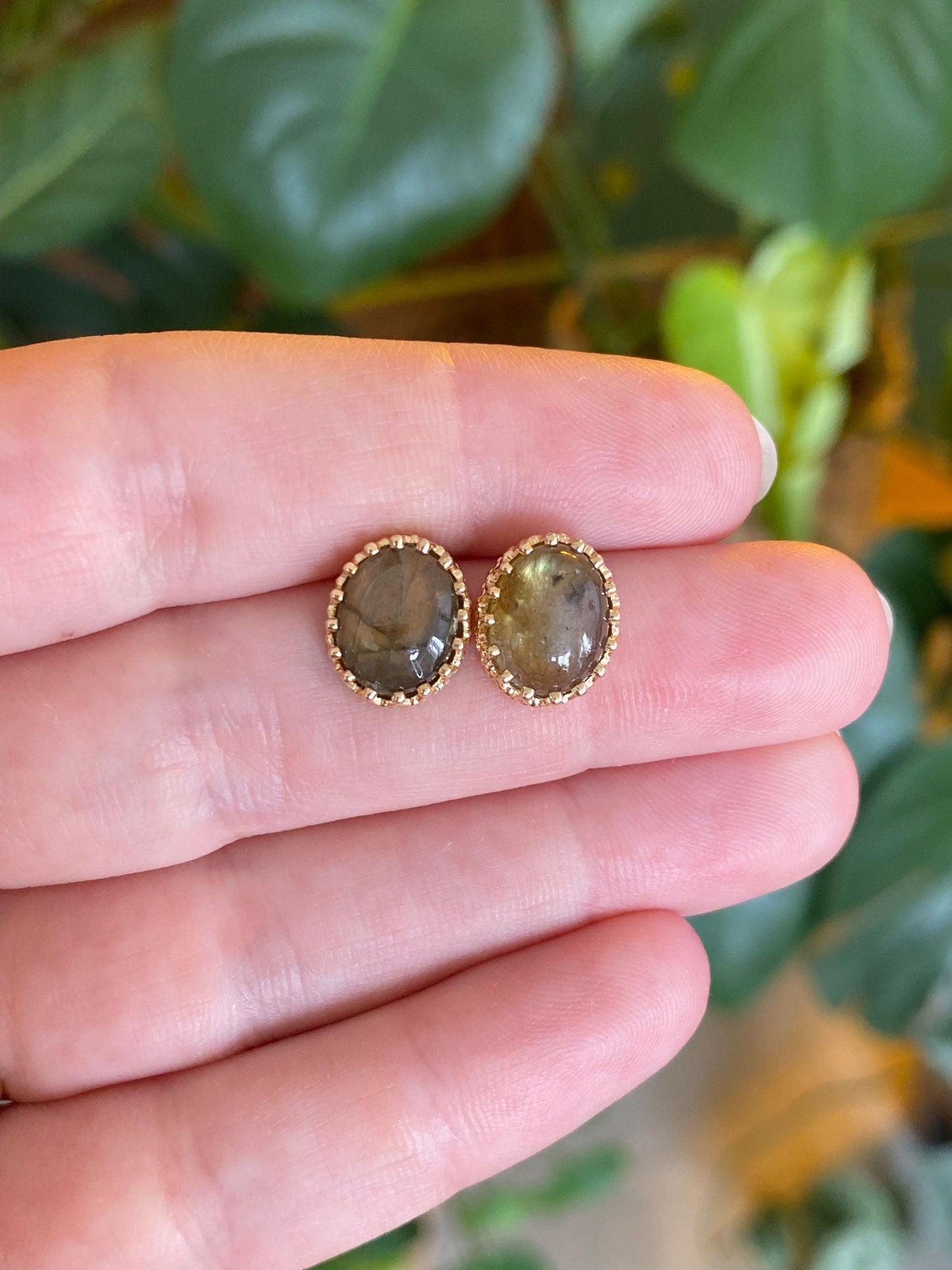 Vintage Solid 10k Yellow Gold Labradorite Stud Earrings
