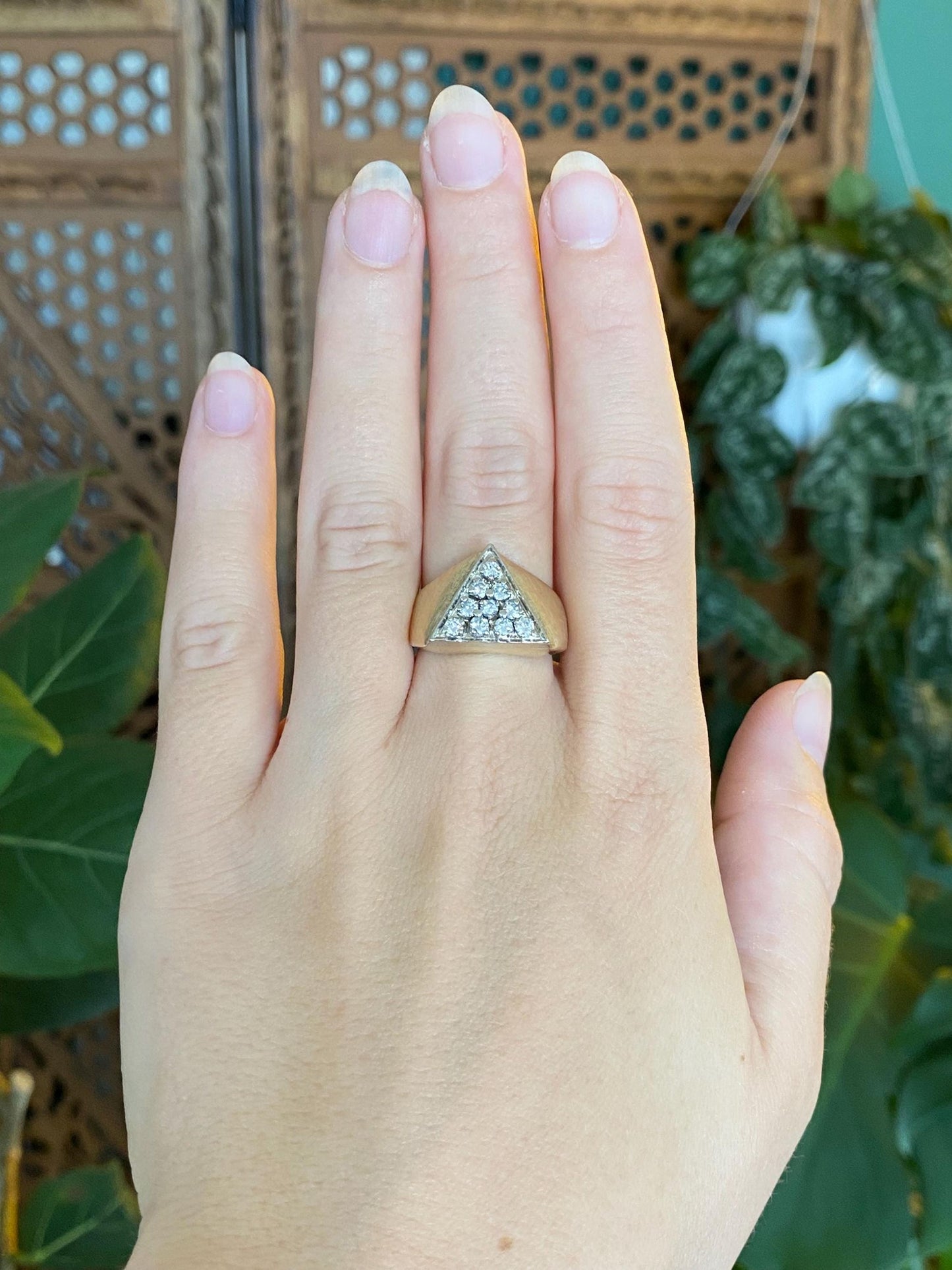 Vintage Solid 14k White & Yellow Gold Diamond Triangle Crosshatch Texture Ring - Size 8.25