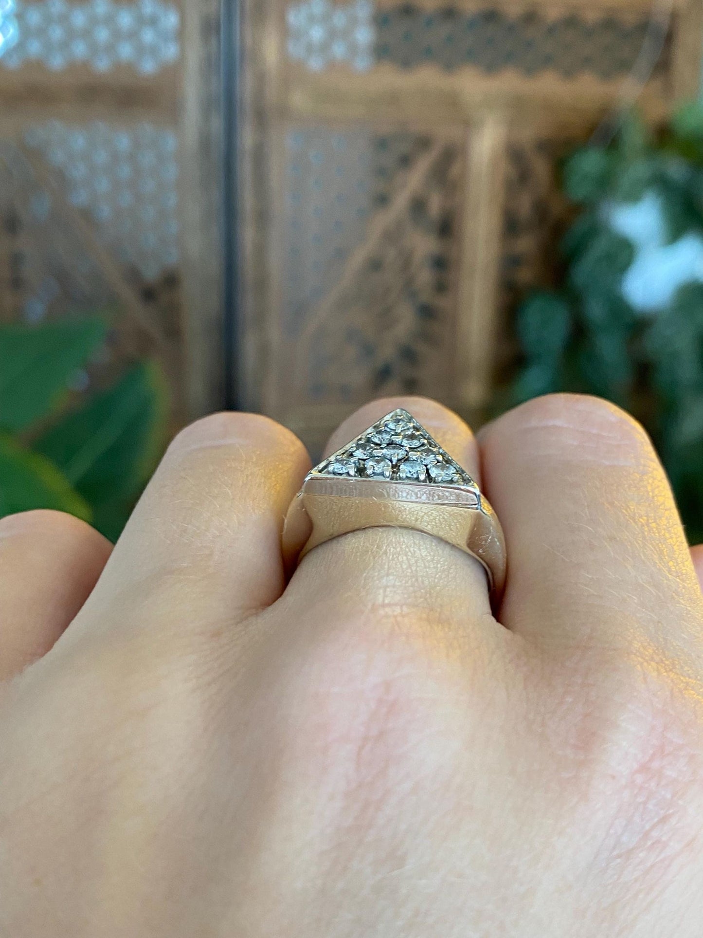 Vintage Solid 14k White & Yellow Gold Diamond Triangle Crosshatch Texture Ring - Size 8.25