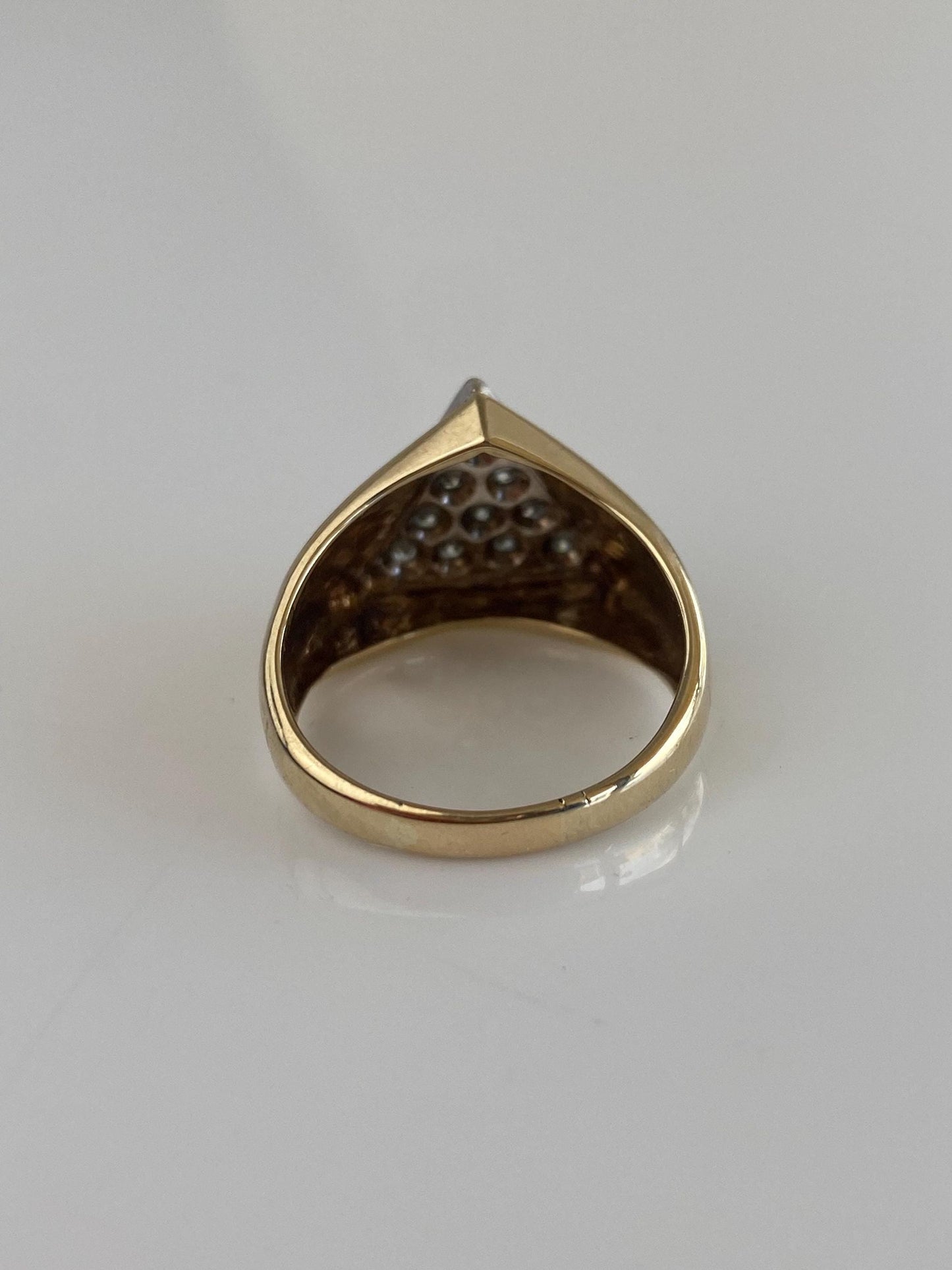 Vintage Solid 14k White & Yellow Gold Diamond Triangle Crosshatch Texture Ring - Size 8.25