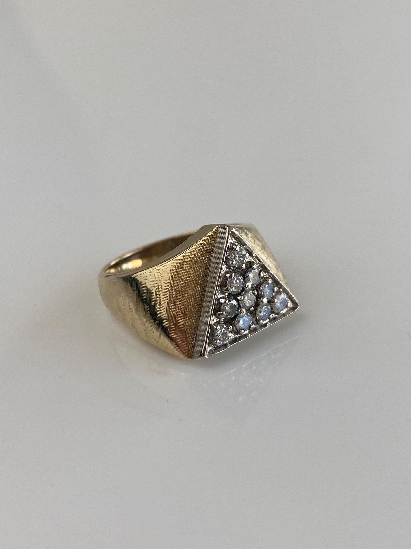 Vintage Solid 14k White & Yellow Gold Diamond Triangle Crosshatch Texture Ring - Size 8.25