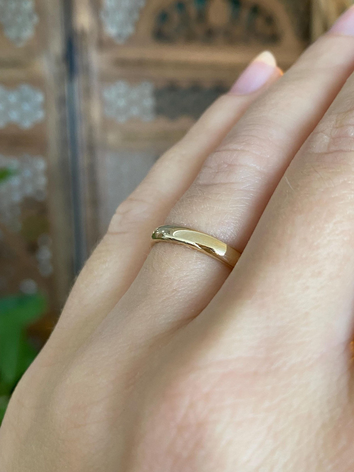 Vintage Solid 14k Yellow Gold Ring Band - Size 5.75