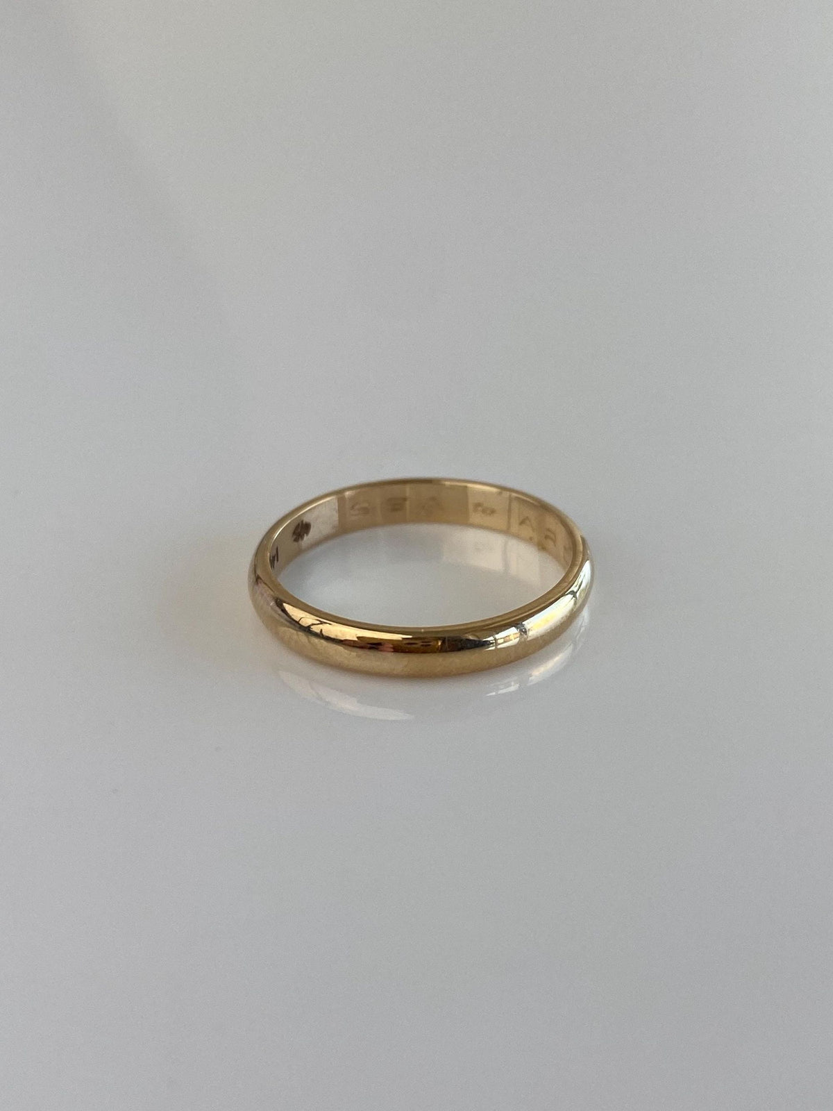 Vintage Solid 14k Yellow Gold Ring Band - Size 5.75