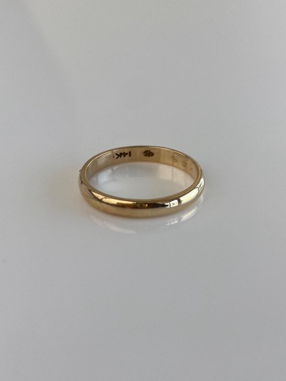 Vintage Solid 14k Yellow Gold Ring Band - Size 5.75