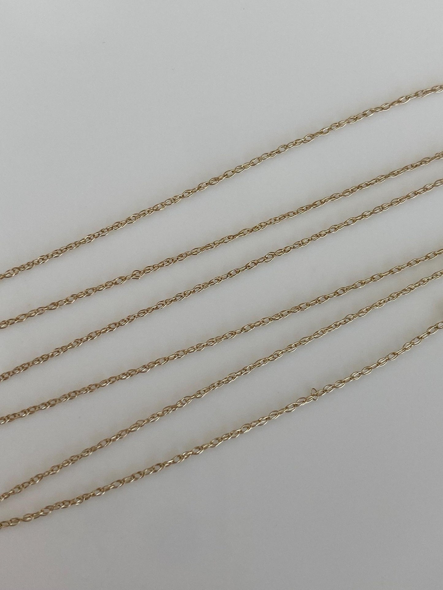 Vintage Solid 10k Yellow Gold Dainty Chain Necklace - 18.25 inches