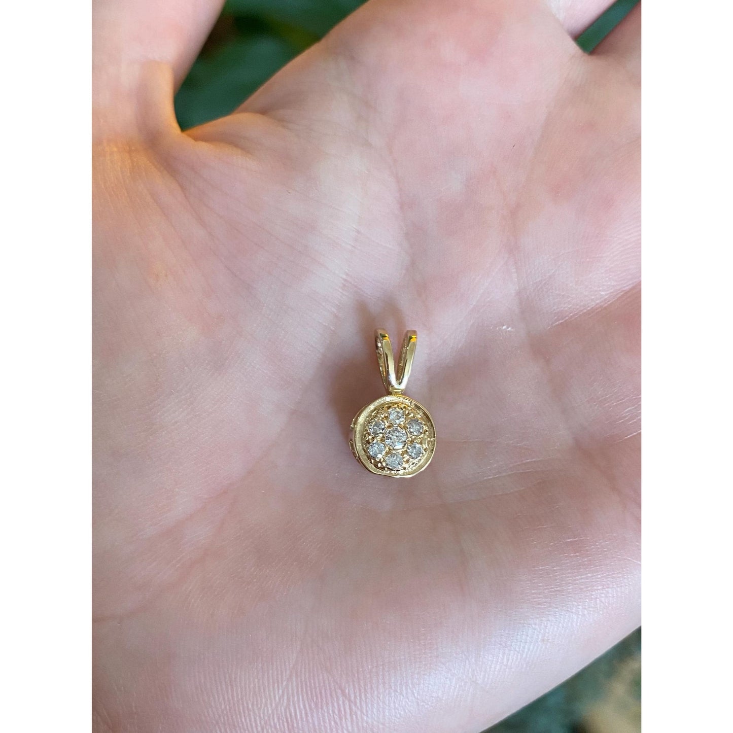 Vintage Solid 14k Yellow Gold Diamond Cluster Charm