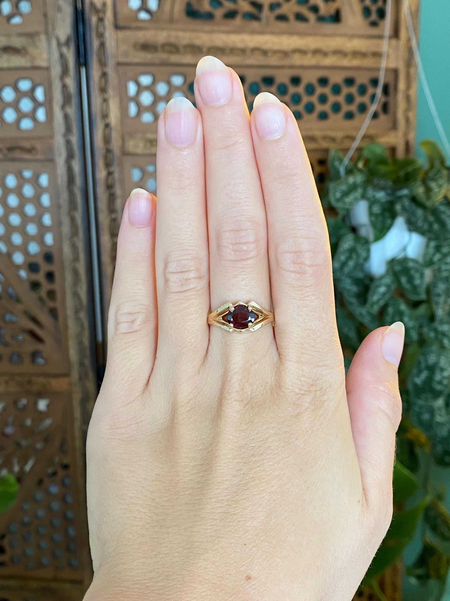 Vintage Solid 14k Yellow Gold Garnet Ring - Size 8