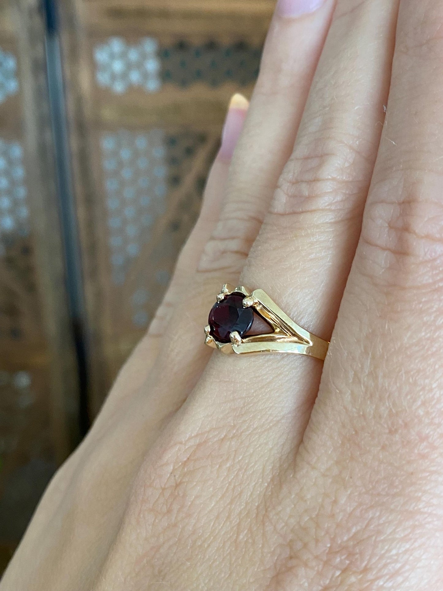 Vintage Solid 14k Yellow Gold Garnet Ring - Size 8