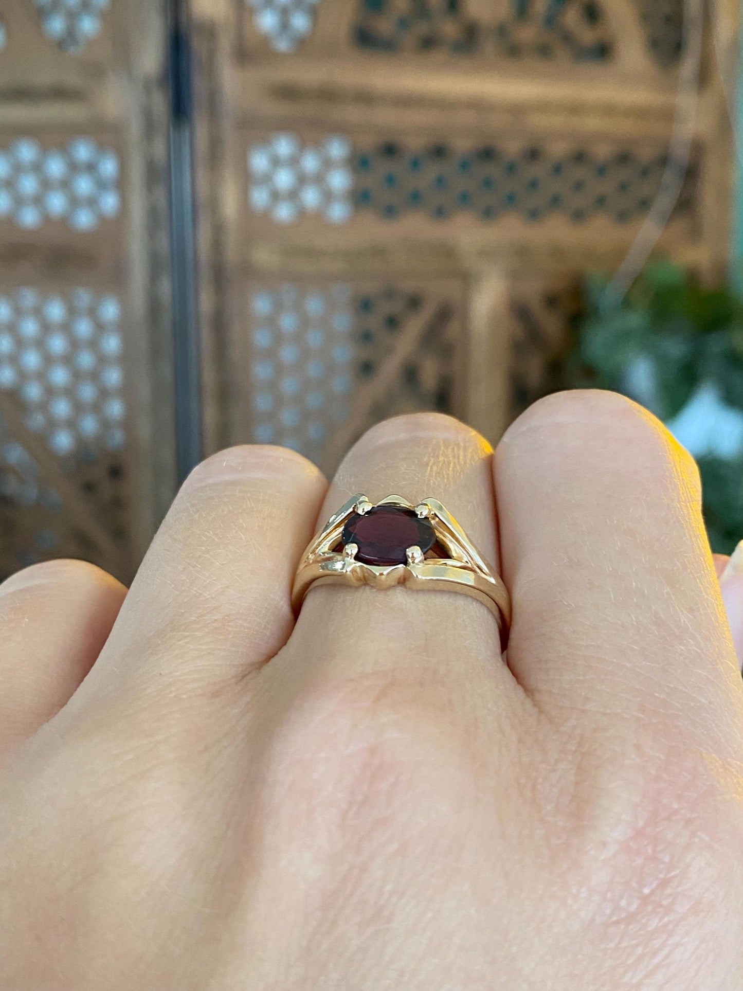 Vintage Solid 14k Yellow Gold Garnet Ring - Size 8