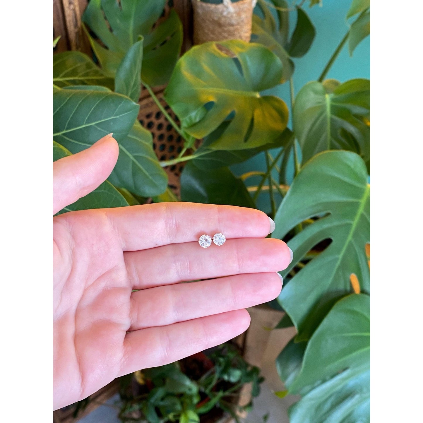 Solid 14k Yellow Gold Cubic Zirconia Stud Earrings