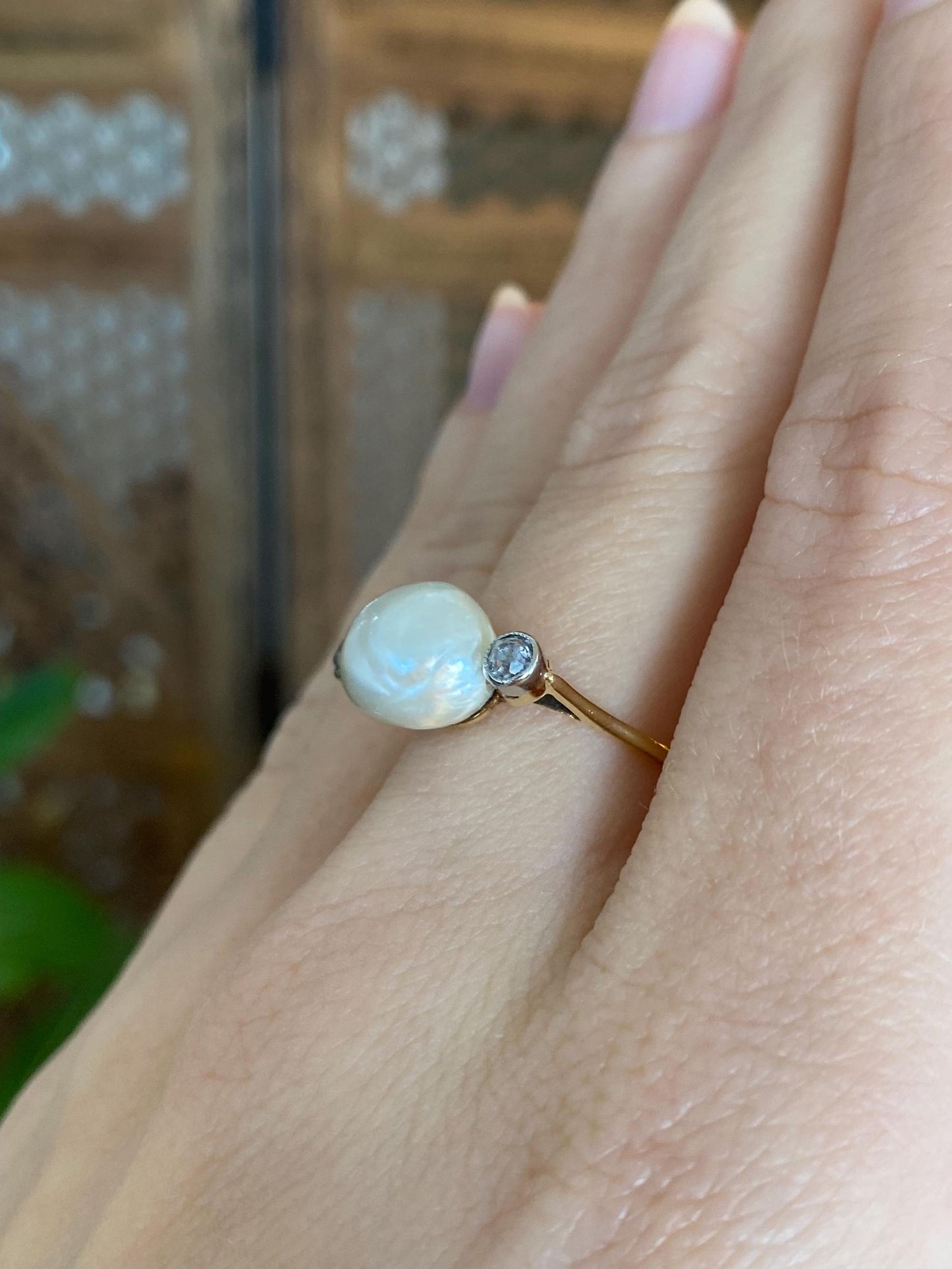 Vintage Solid 14k Yellow Gold Old Mine Cut Diamond Pearl Ring - Size 7
