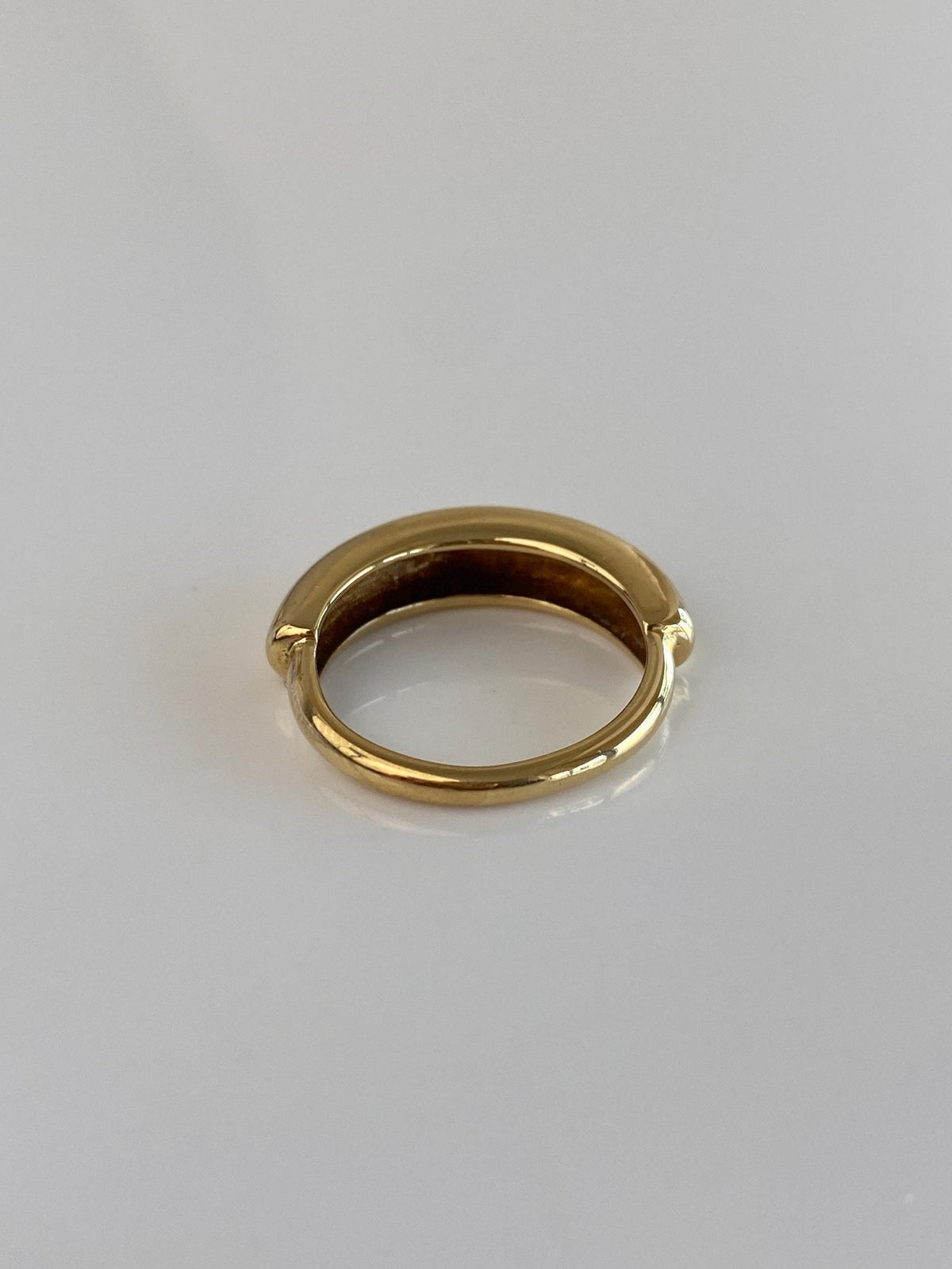 Vintage Solid 18k Yellow Gold Domed Ring - Size 7.75