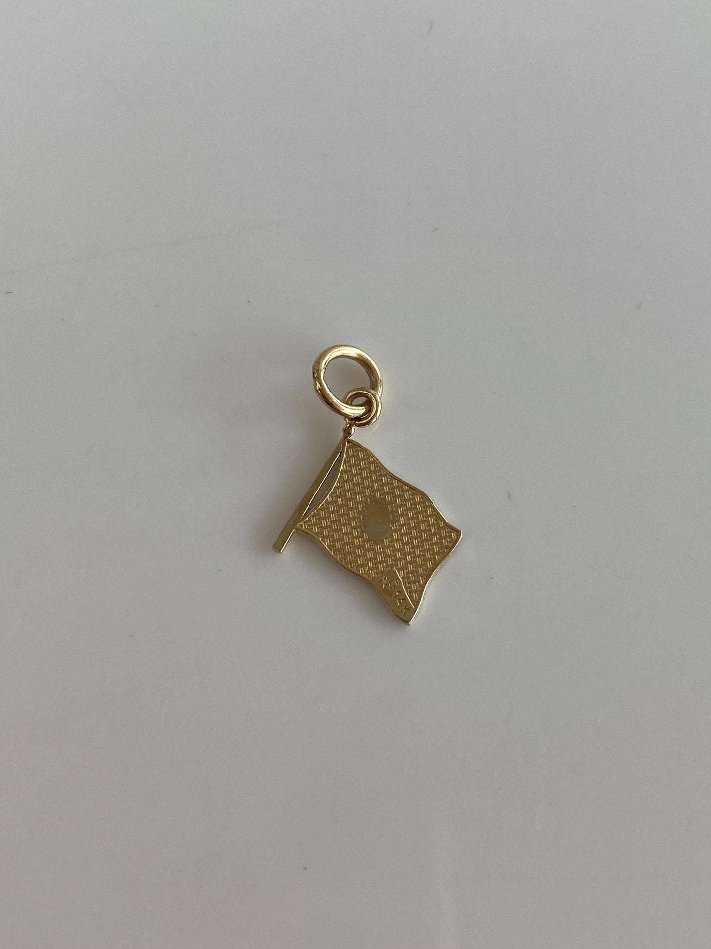 Vintage Solid 14k Yellow Gold Enamel American Flag Charm