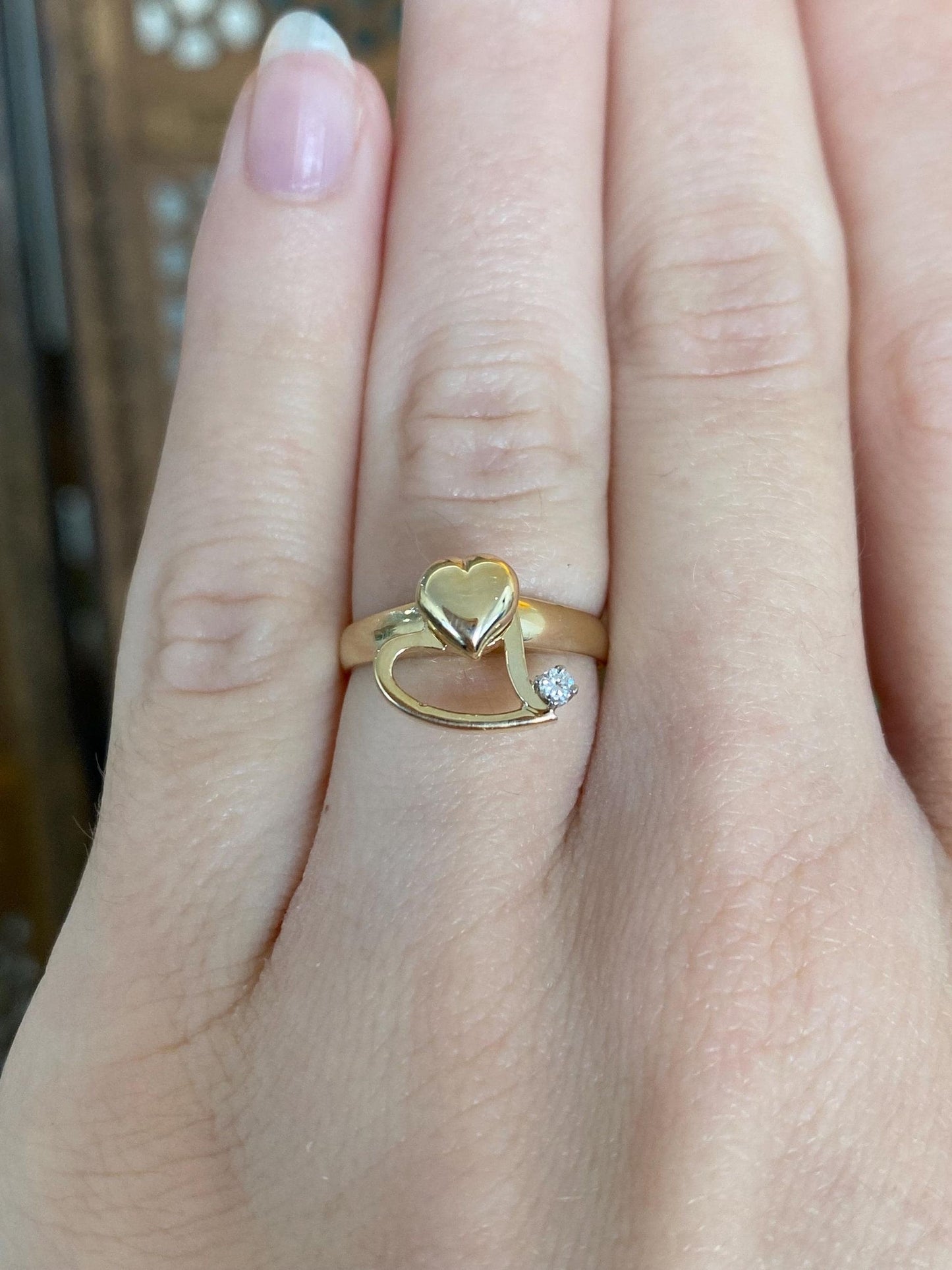 Vintage Solid 14k Yellow Gold Articulated Clear Sapphire Heart Fidget Ring - Size 4.5