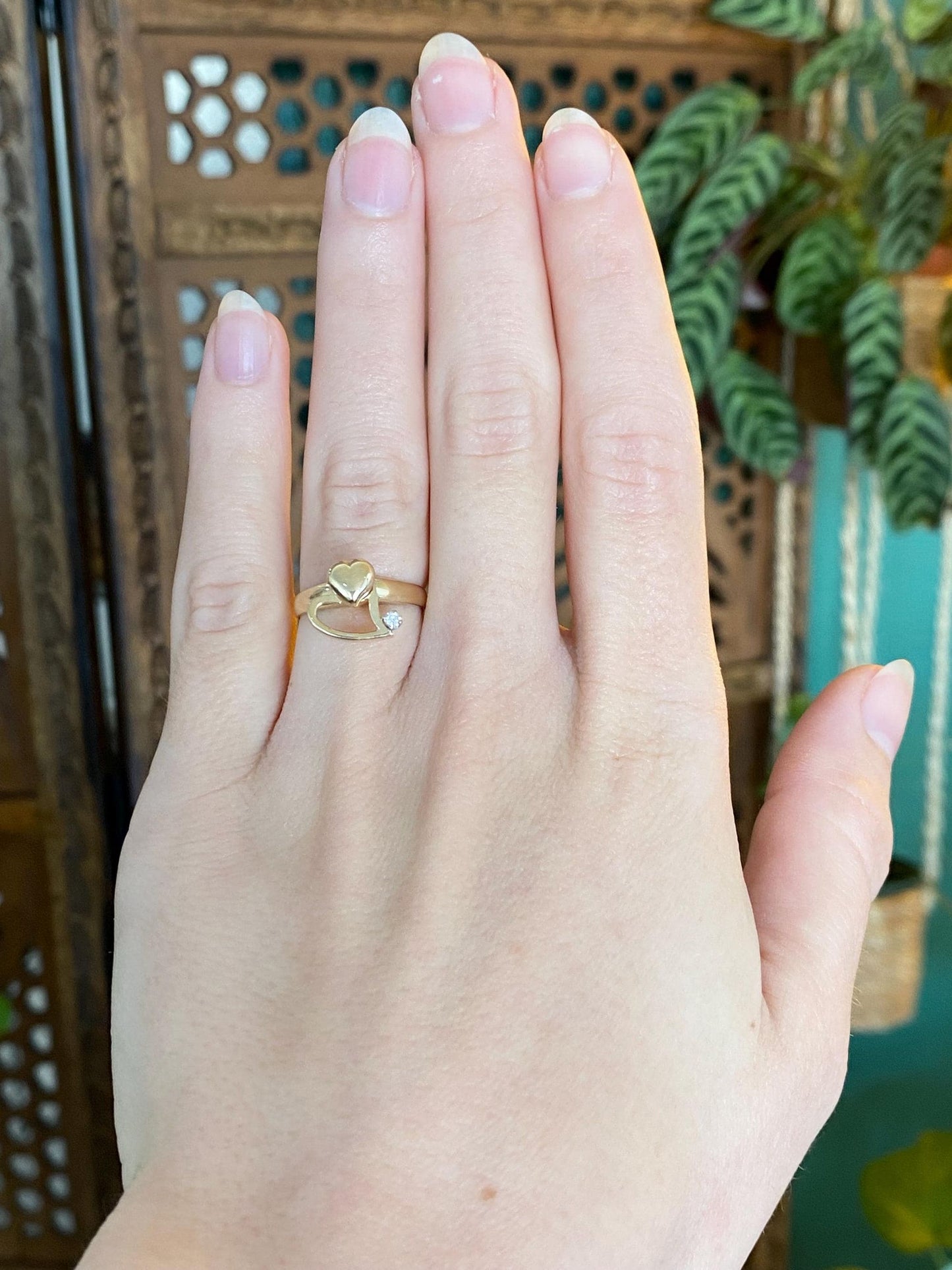 Vintage Solid 14k Yellow Gold Articulated Clear Sapphire Heart Fidget Ring - Size 4.5