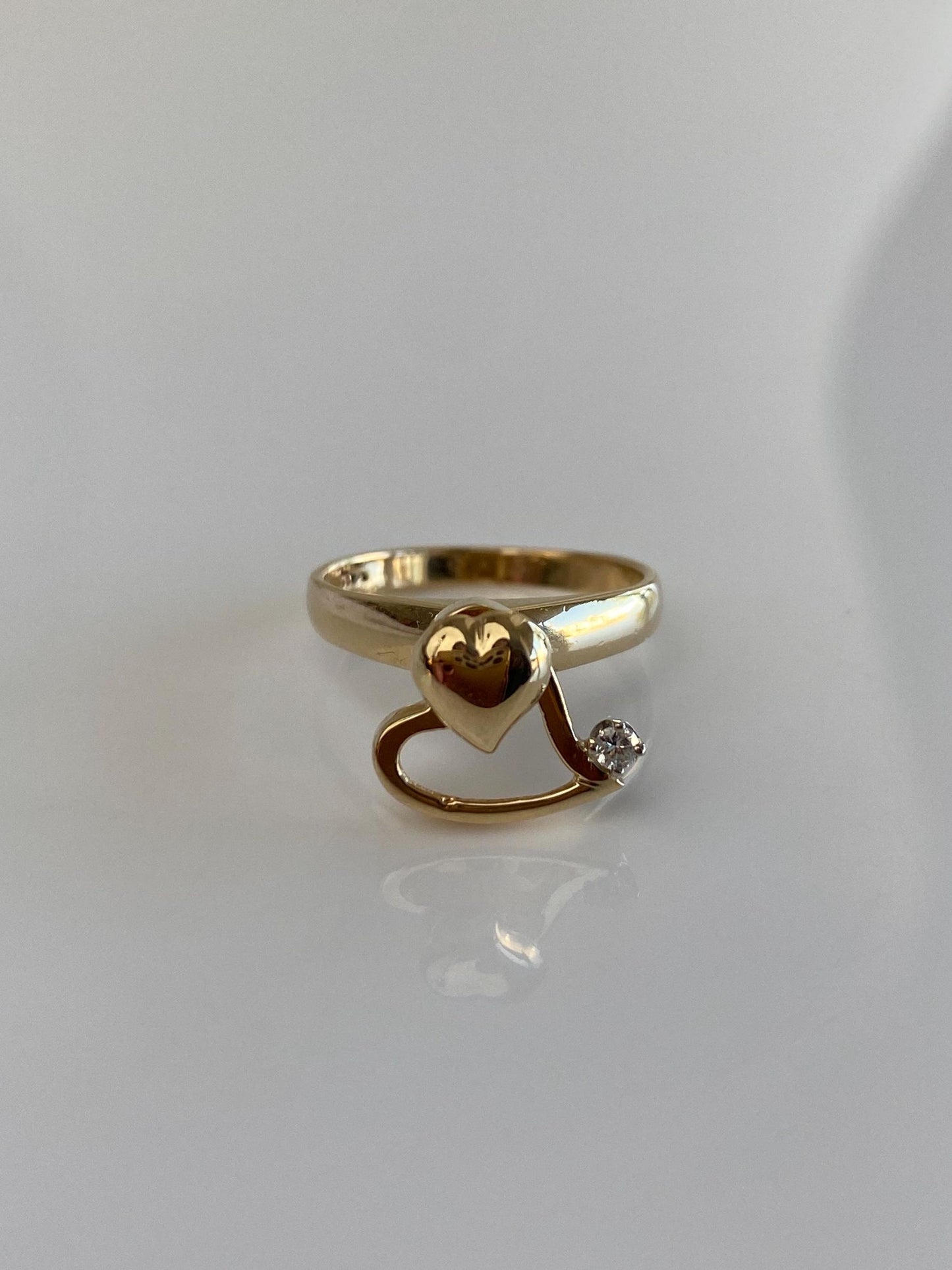 Vintage Solid 14k Yellow Gold Articulated Clear Sapphire Heart Fidget Ring - Size 4.5