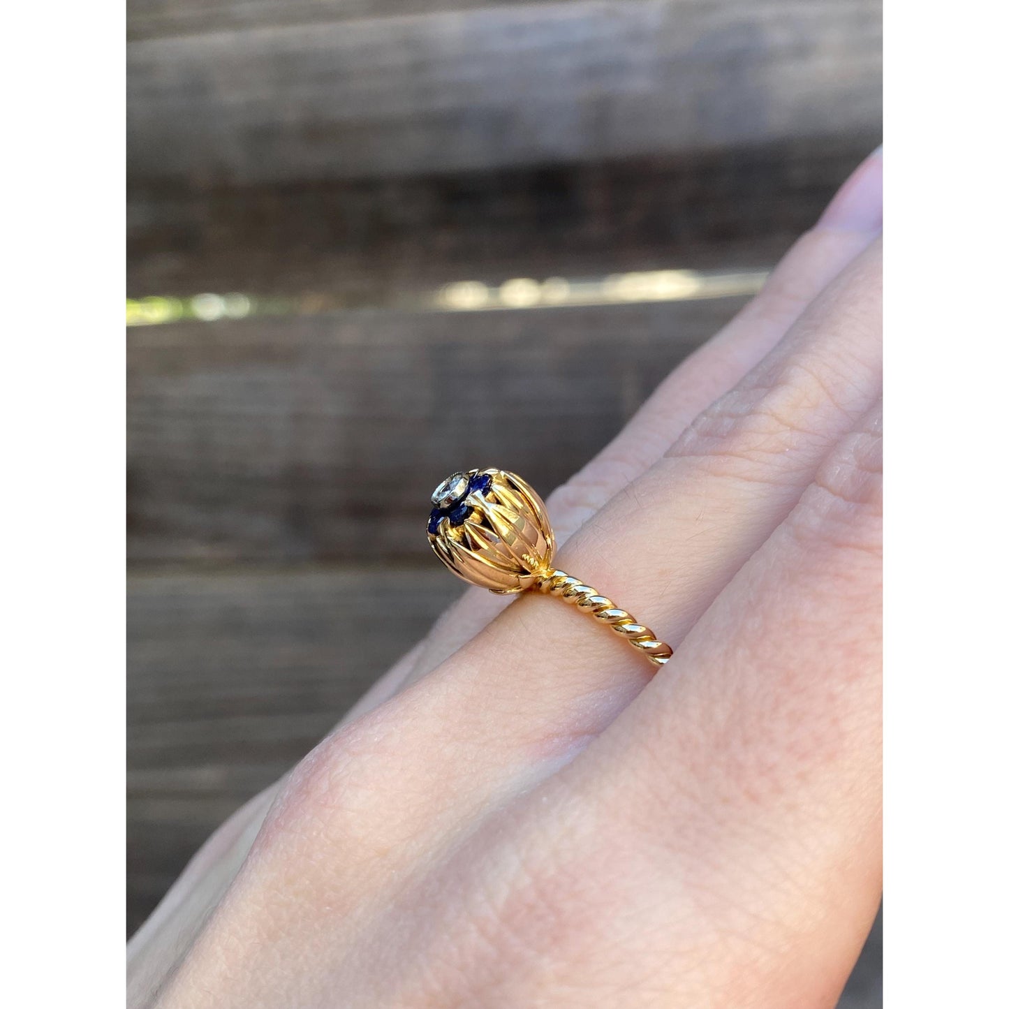 Solid 18k Yellow Gold Blue Spinel Halo Diamond Ring - Size 6.5