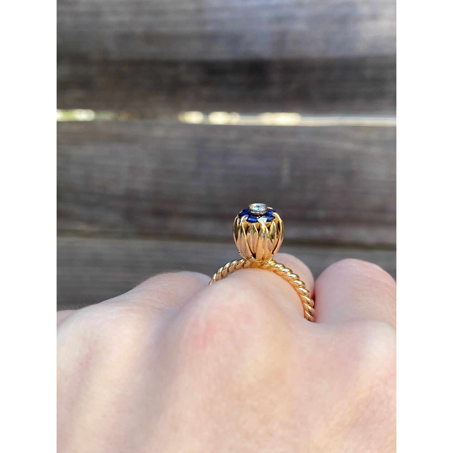 Solid 18k Yellow Gold Blue Spinel Halo Diamond Ring - Size 6.5