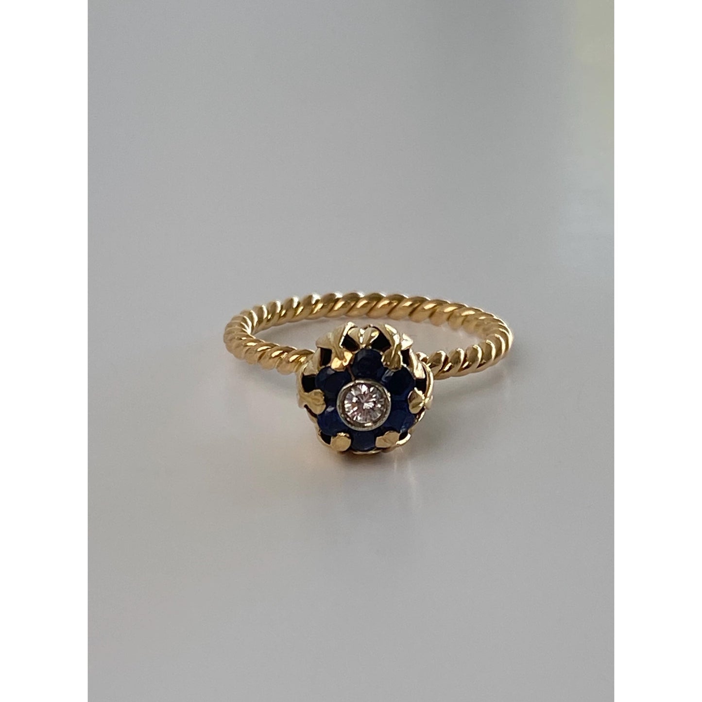 Solid 18k Yellow Gold Blue Spinel Halo Diamond Ring - Size 6.5