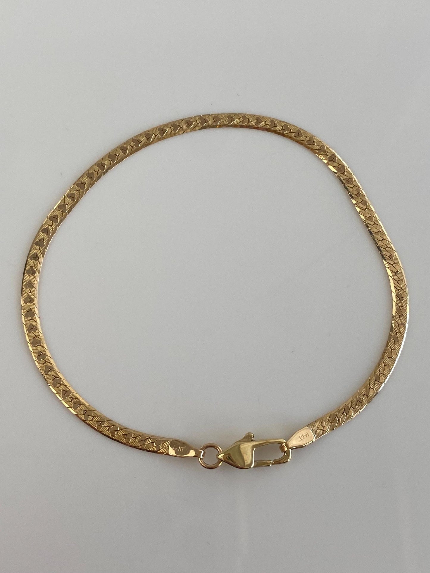 Vintage Solid 14k Yellow Gold Heart Design Herringbone Chain Bracelet - 7 inches