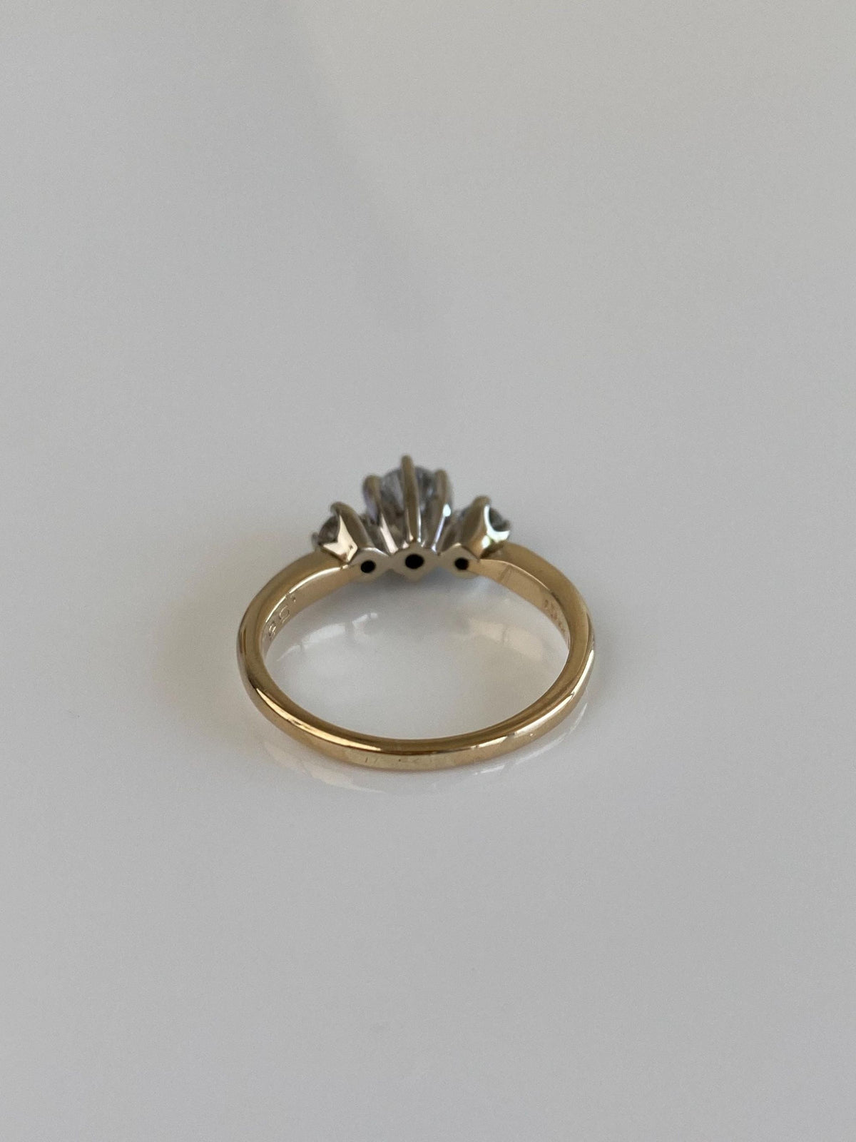 Vintage Solid 14k White & Yellow Gold Diamonds Ring - Size 5.25