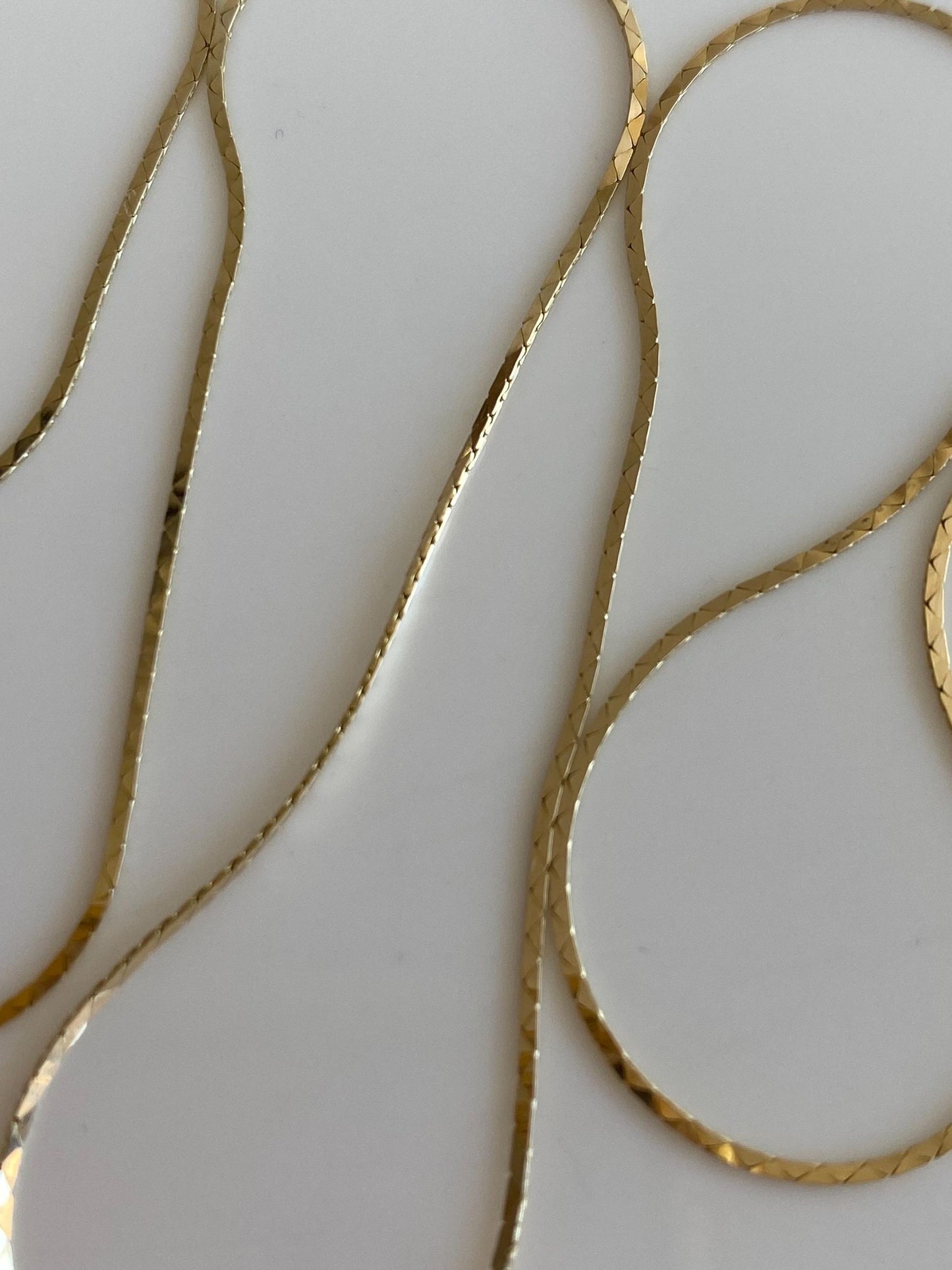 Vintage Solid 14k Yellow Gold Dainty Triangle Link Chain Necklace - 18 inches