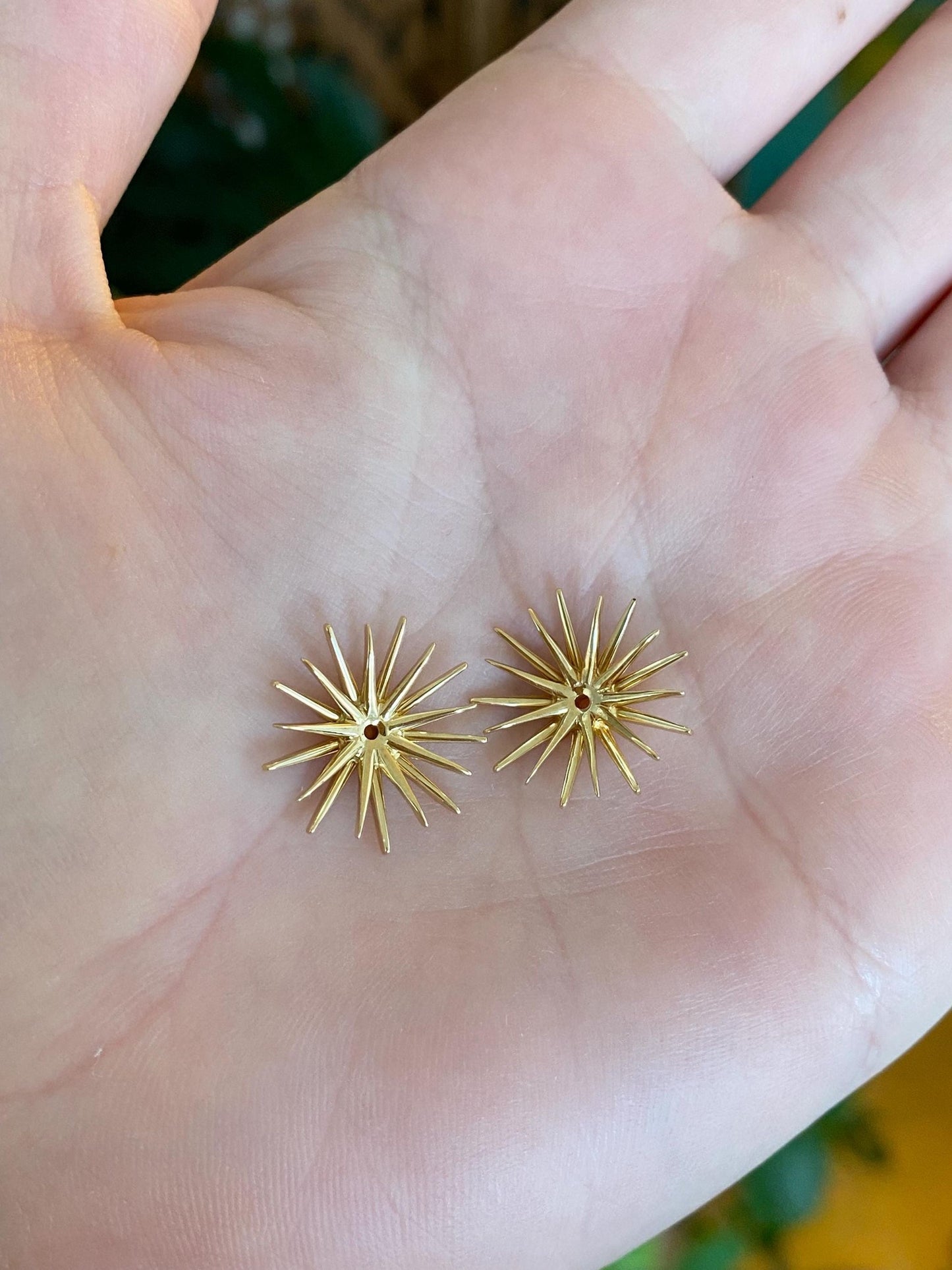 Vintage Solid 18k Yellow Gold Starburst Earring Jackets