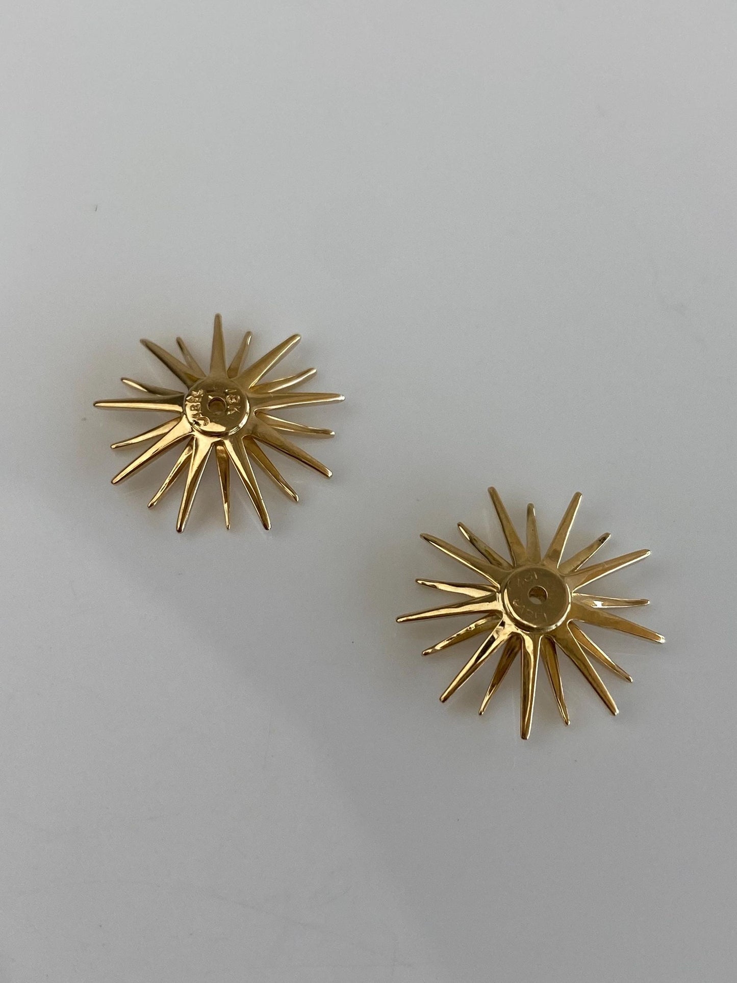 Vintage Solid 18k Yellow Gold Starburst Earring Jackets