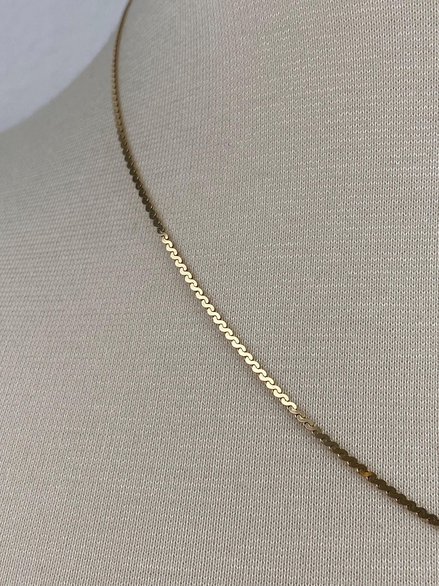 Vintage Solid 14k Yellow Gold Serpentine Chain Necklace - 18.25 inches