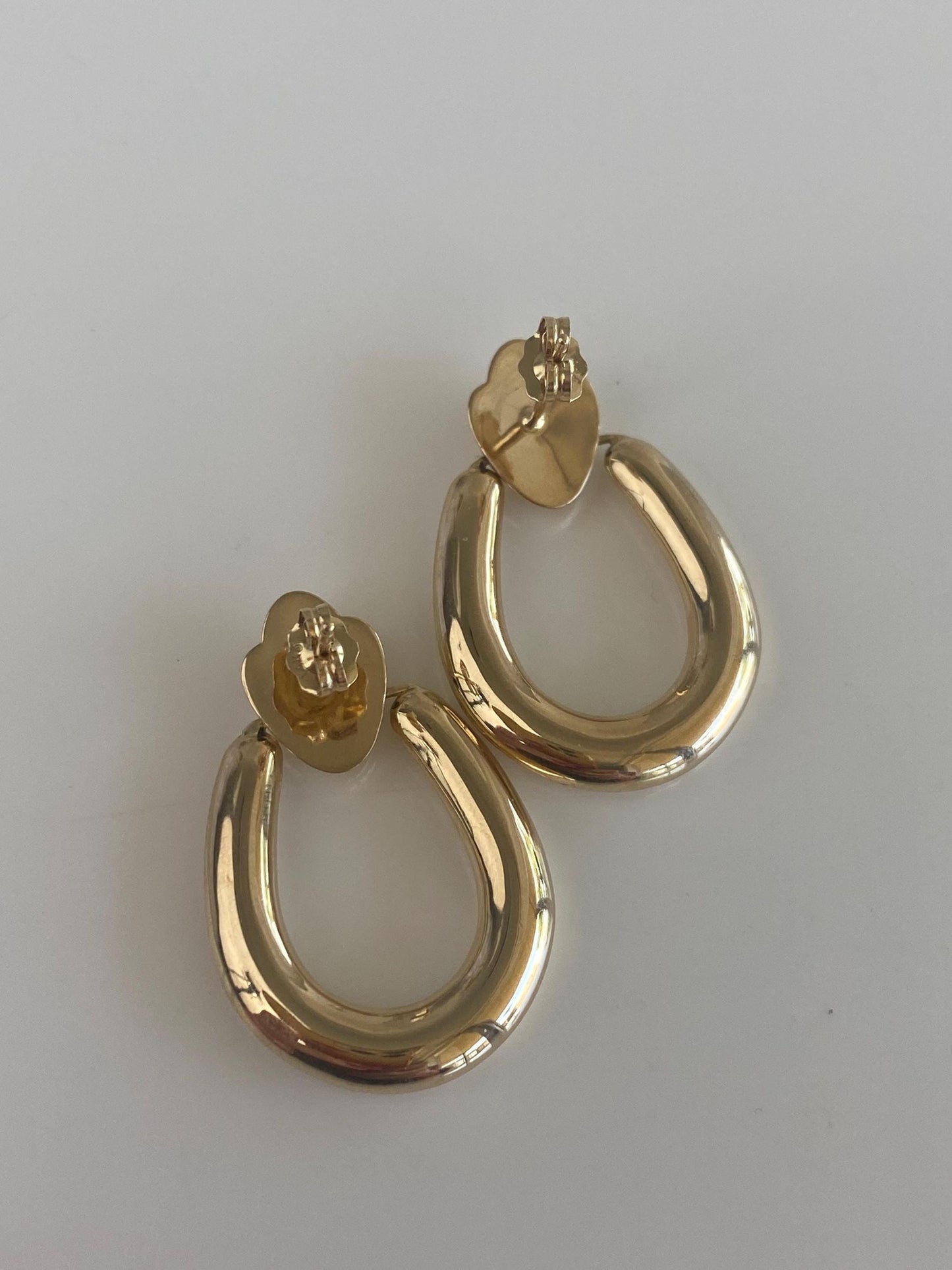 Vintage 14k Yellow Gold Scalloped Hoop Stud Earrings