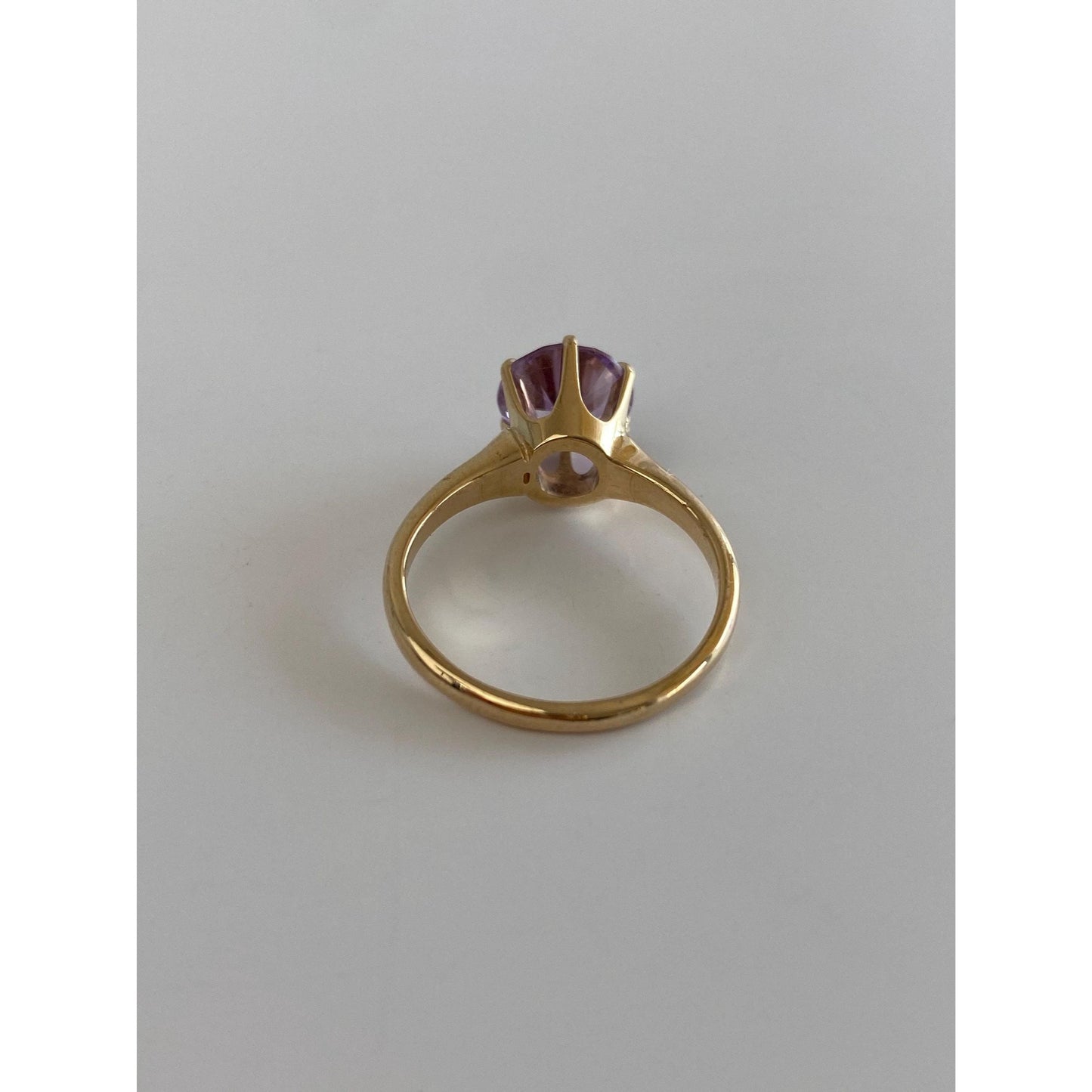 Vintage Solid 14k Yellow Gold Amethyst Ring - Size 6.5