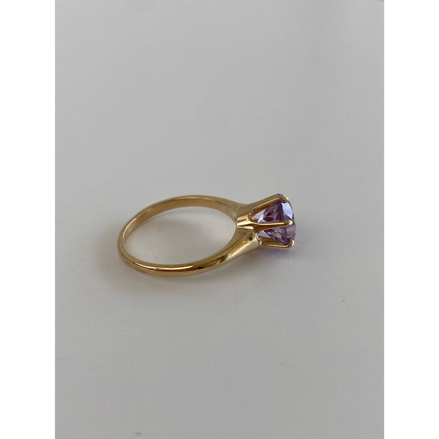 Vintage Solid 14k Yellow Gold Amethyst Ring - Size 6.5
